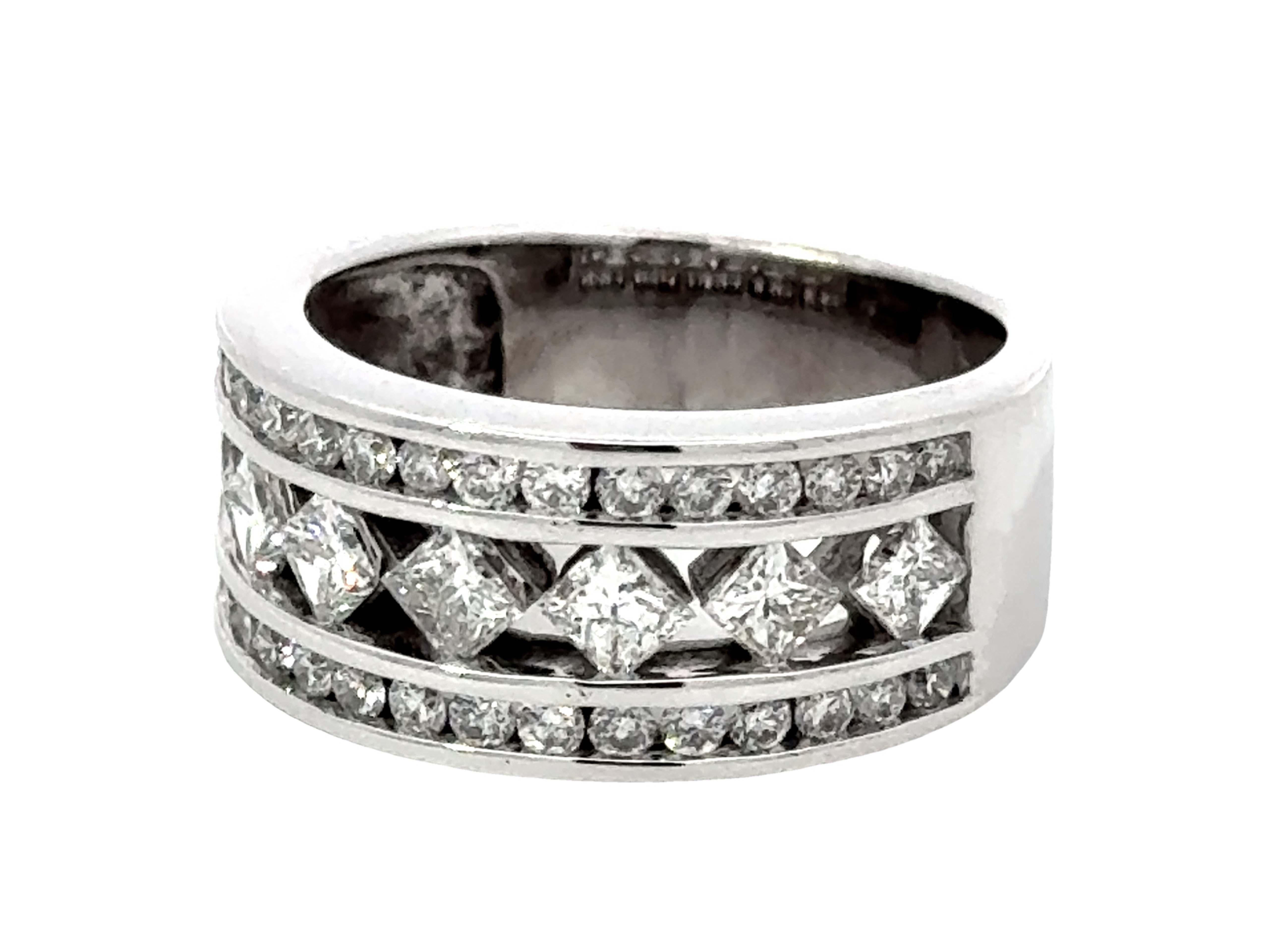 Princess Cut and Brilliant Cut Wide Diamond Band Ring 14k White Gold In Excellent Condition For Sale In Honolulu, HI