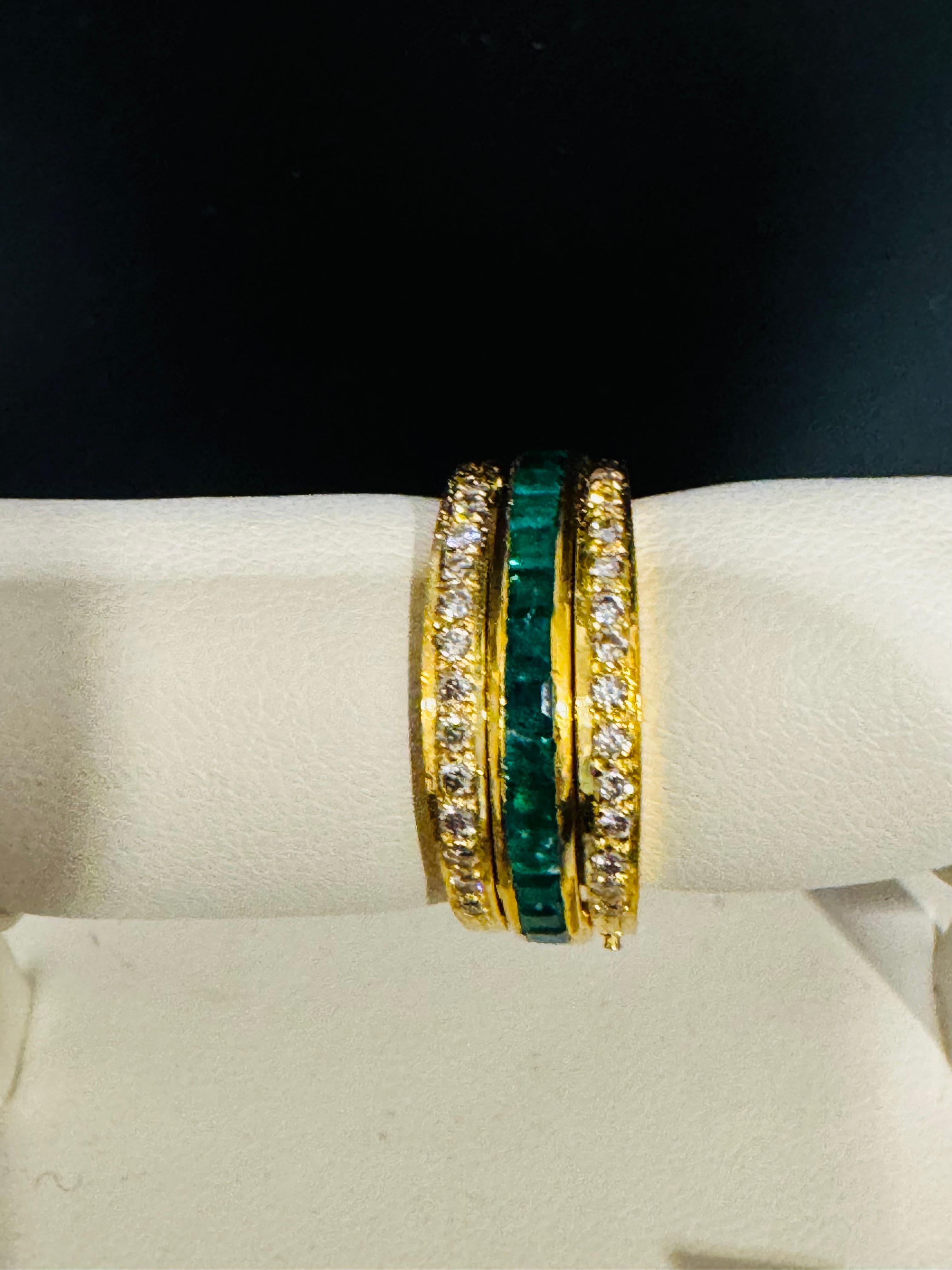 Princess Cut Band 1/2 Emerald 1/2 Sapphire & Diamond Yellow Gold Ring/Band Size7 For Sale 3