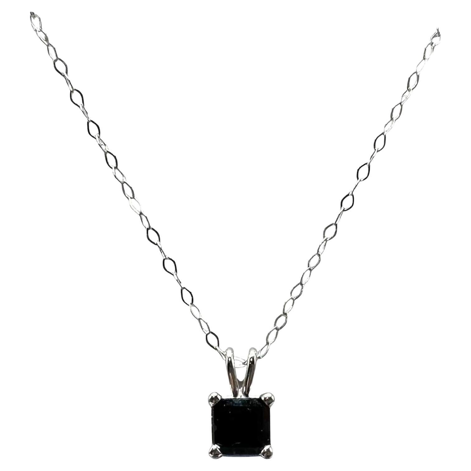 Collar de zafiro azul talla princesa en oro blanco de 14 quilates - 0,76 ct, 18 pulg, Nuevo