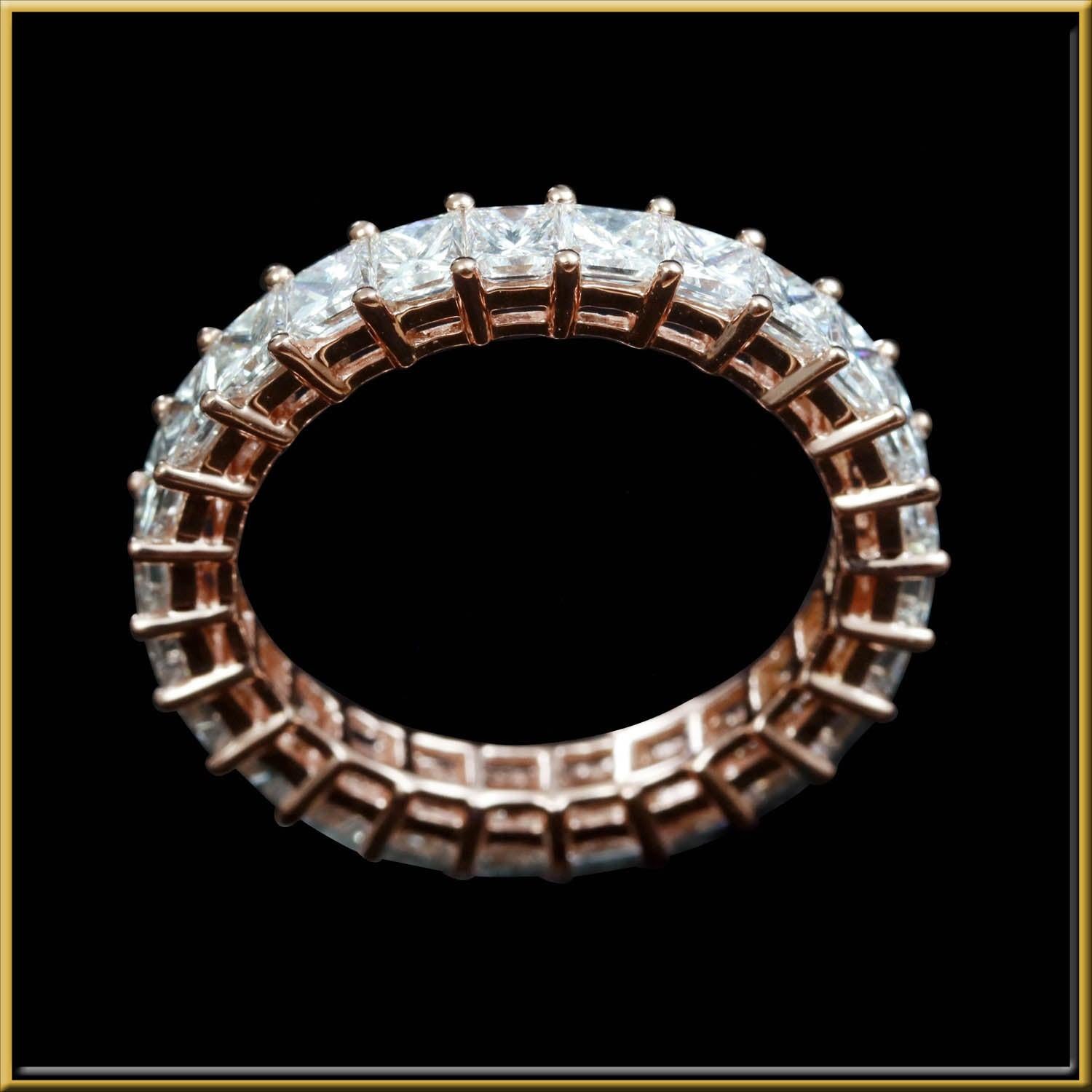 For Sale:  Princess Cut Diamond 1/10 Carat Eternity Ring in 18 Karat Gold 2