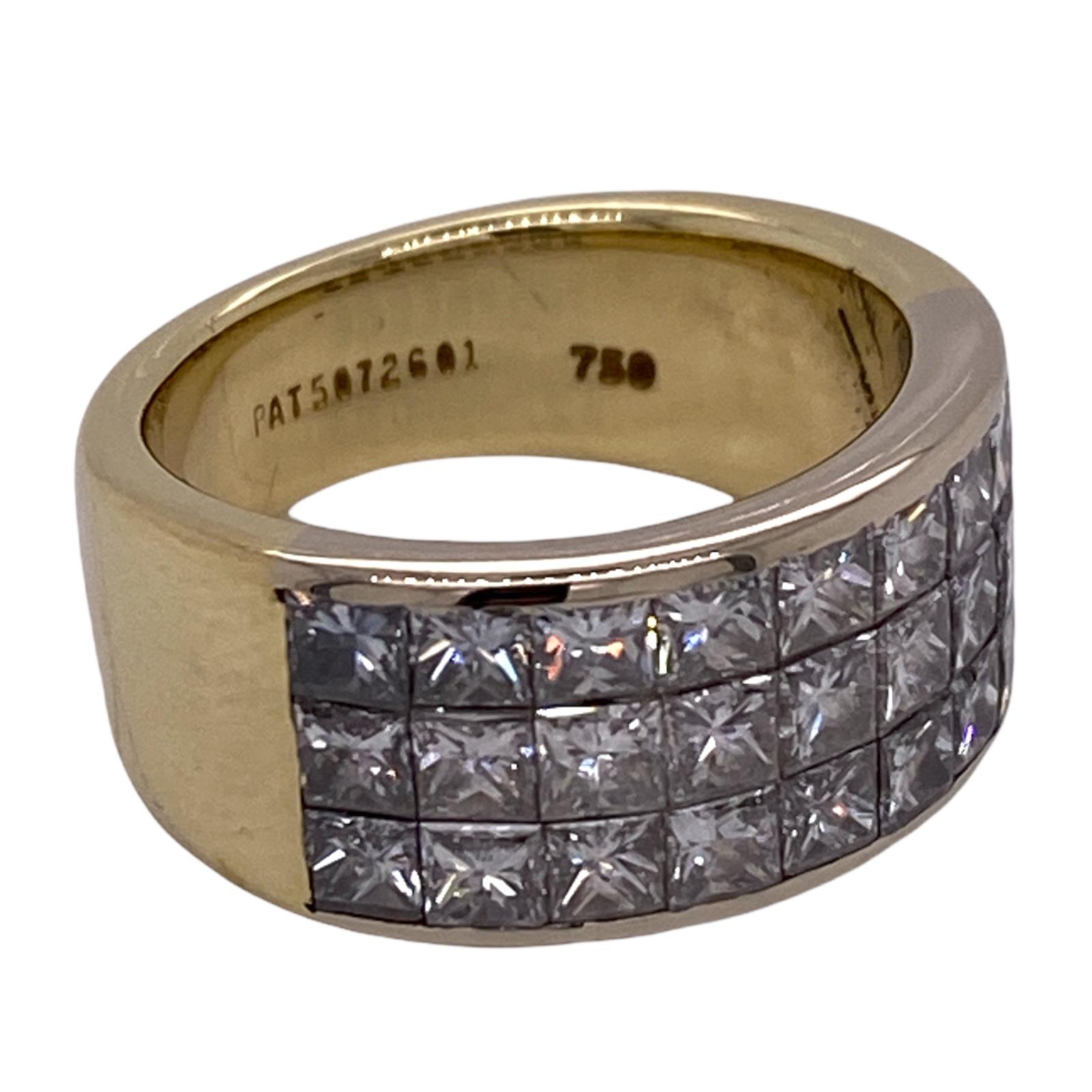Princess Cut Diamond 18 Karat Yellow Gold Invisble Set Wedding Band Ring In Excellent Condition In Boca Raton, FL