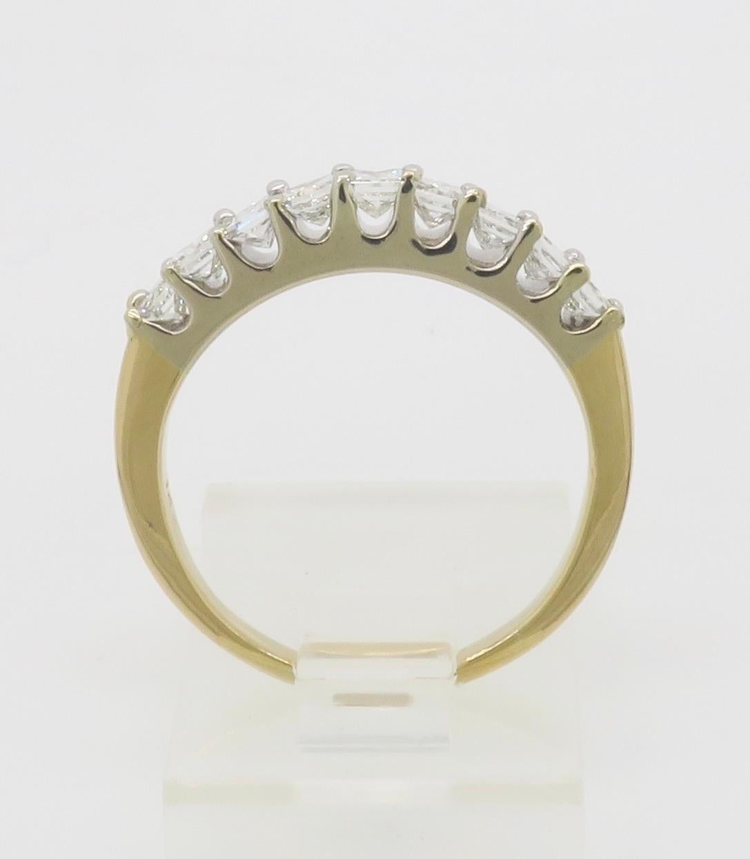Bandeau en or jaune et blanc avec diamant de taille Princesse en vente 10