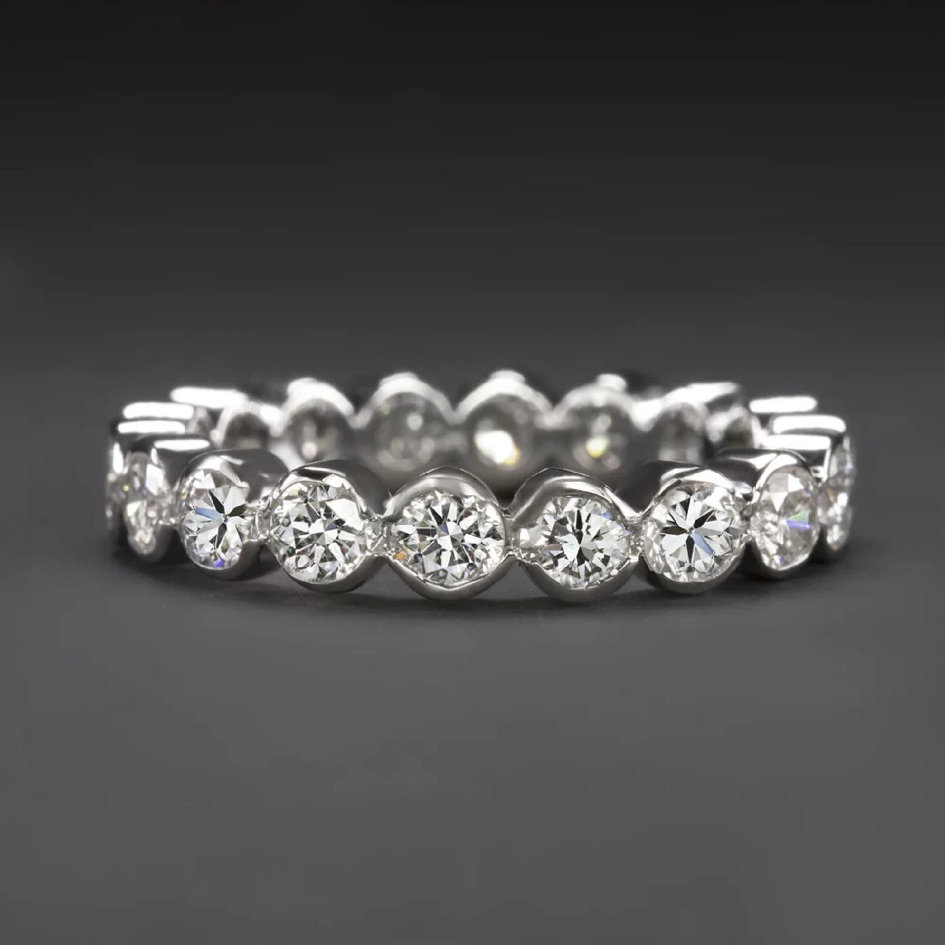 Modern Princess Cut Diamond Band Ring For Sale