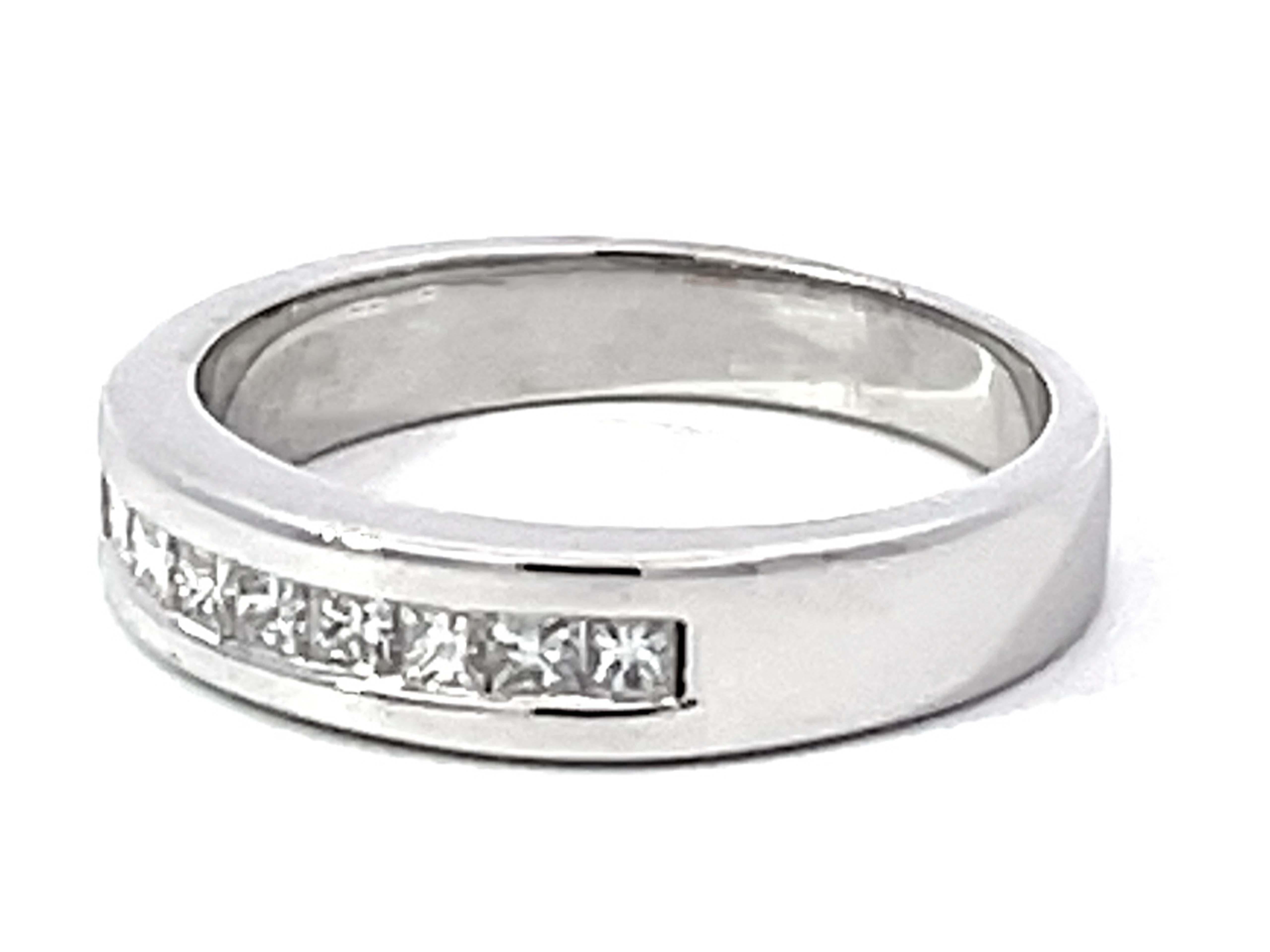 Princess Cut Diamond Band Ring Solid White Gold In Excellent Condition For Sale In Honolulu, HI