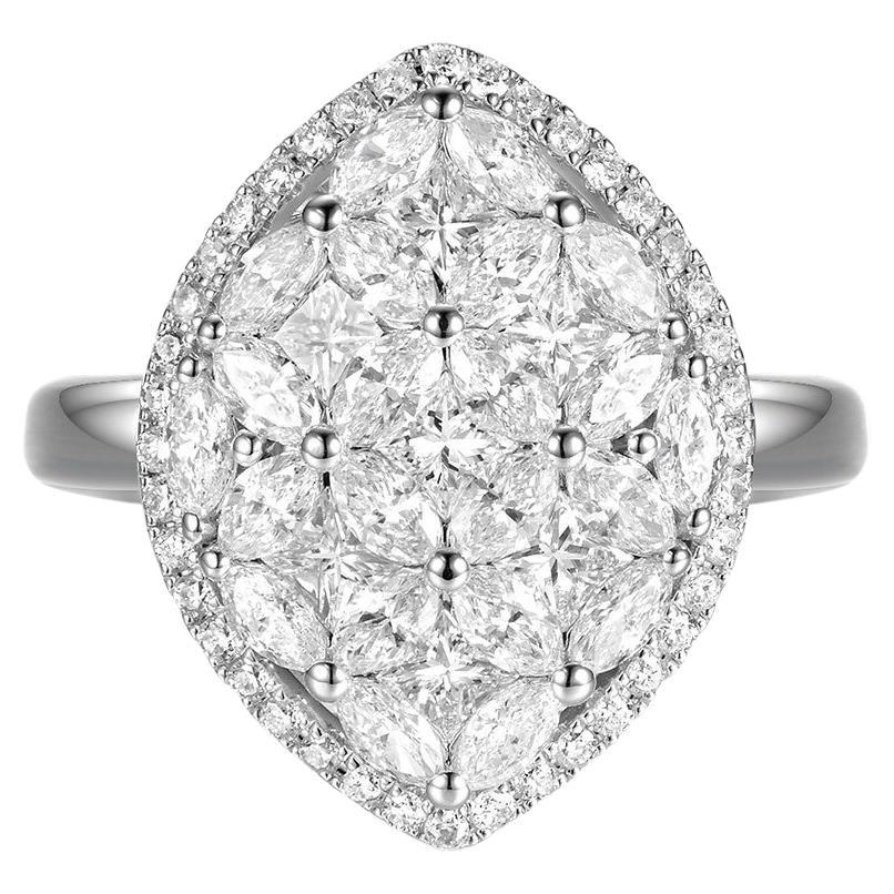 Bague grappe de diamants taille princesse en or blanc 18 carats