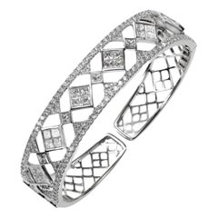 Bracciale Bangle con diamanti taglio Princess in oro bianco 18 carati