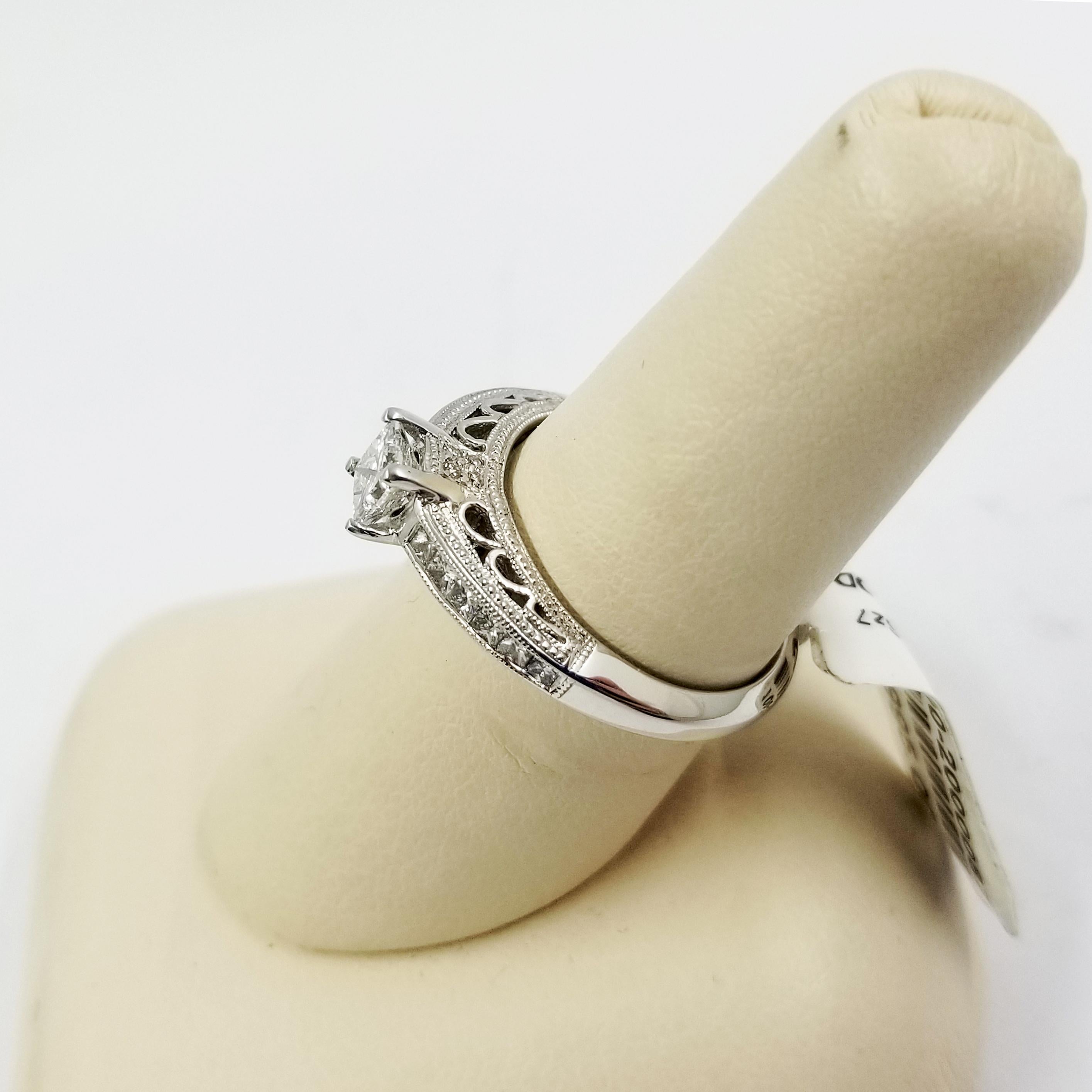 princess diamond engagement ring