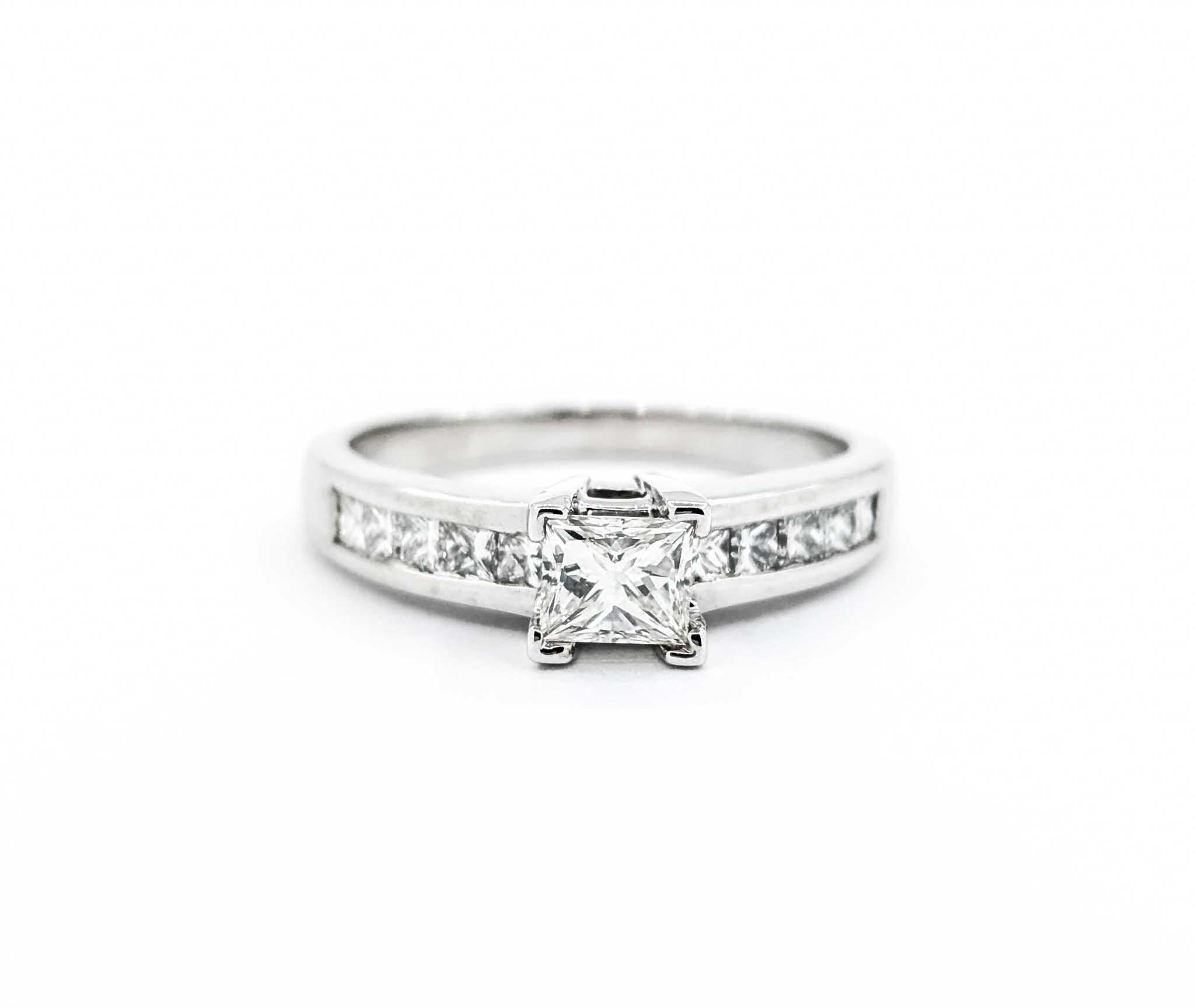 Princess Cut Diamond Engagement Ring in White Gold For Sale 7