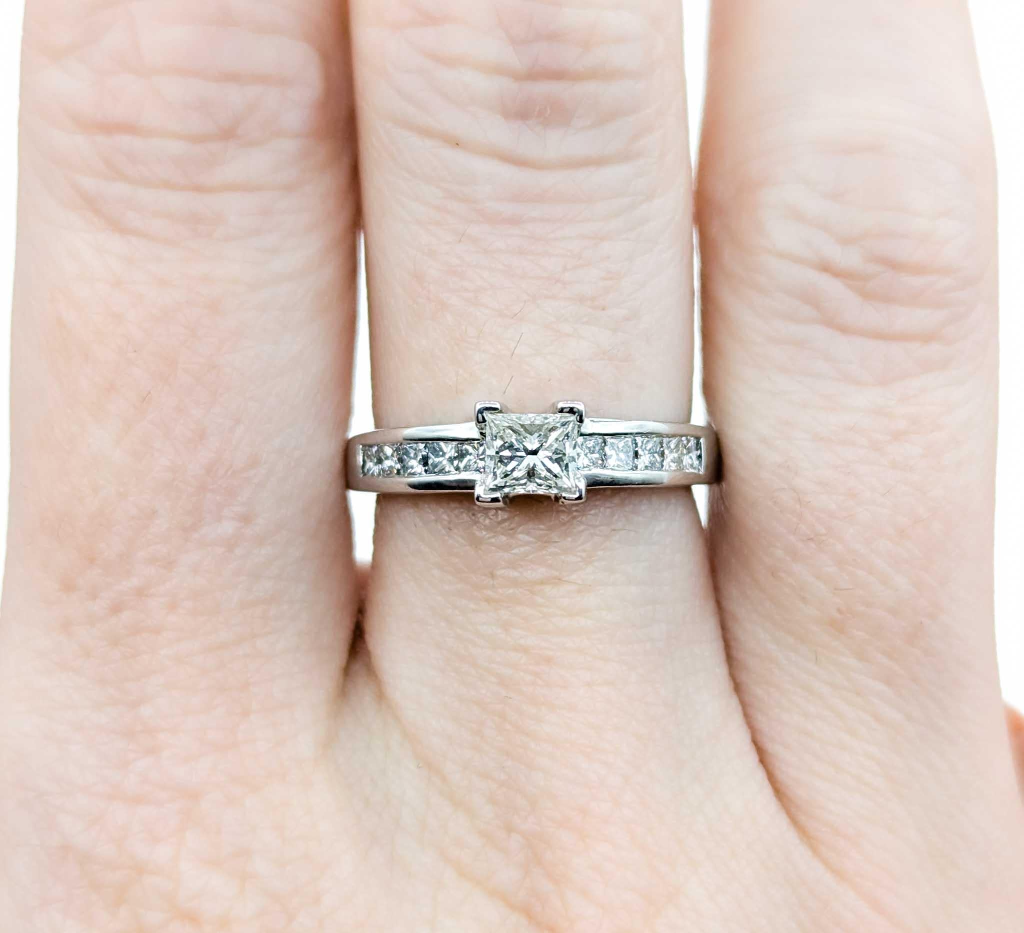 Women's Princess Cut Diamond Engagement Ring in White Gold For Sale