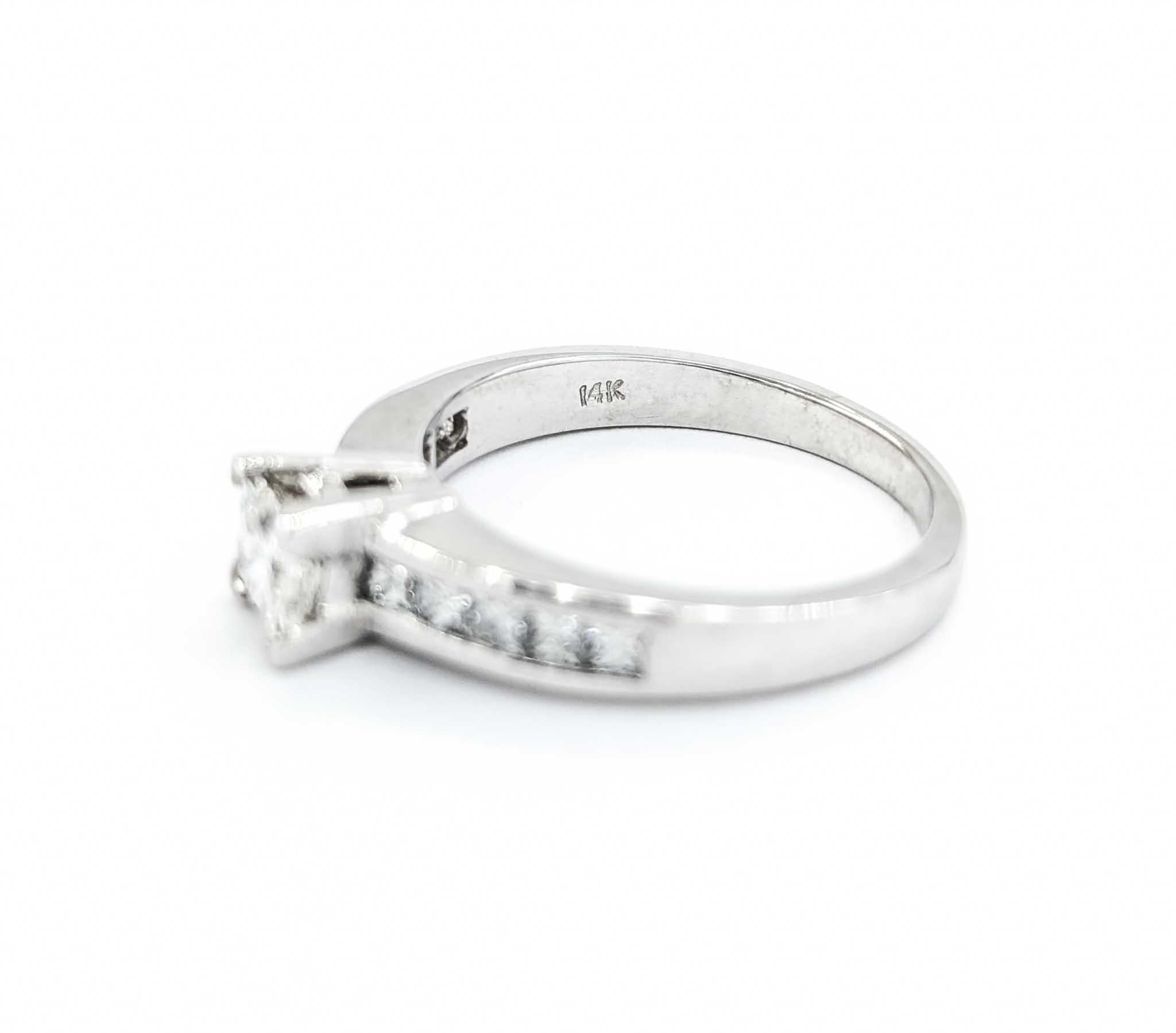 Princess Cut Diamond Engagement Ring in White Gold For Sale 5