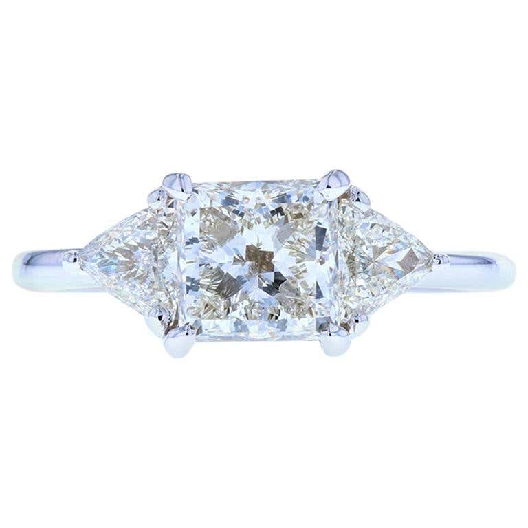 Alexandra Mor Two-Stone Princess-Cut and Oval-Cut Diamond Ring at ...