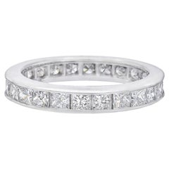 Princess-Cut Diamond Eternity Band '2.40 Carat'