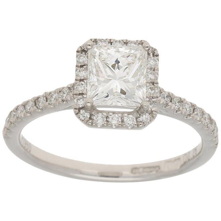 Princess Cut Diamond Halo Platinum Engagement Ring For Princess Cut Diamond Halo Platinum Engagement Ring For