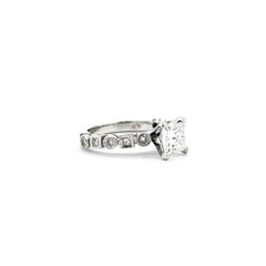 Princess Cut Diamond in 18k White Gold Ring