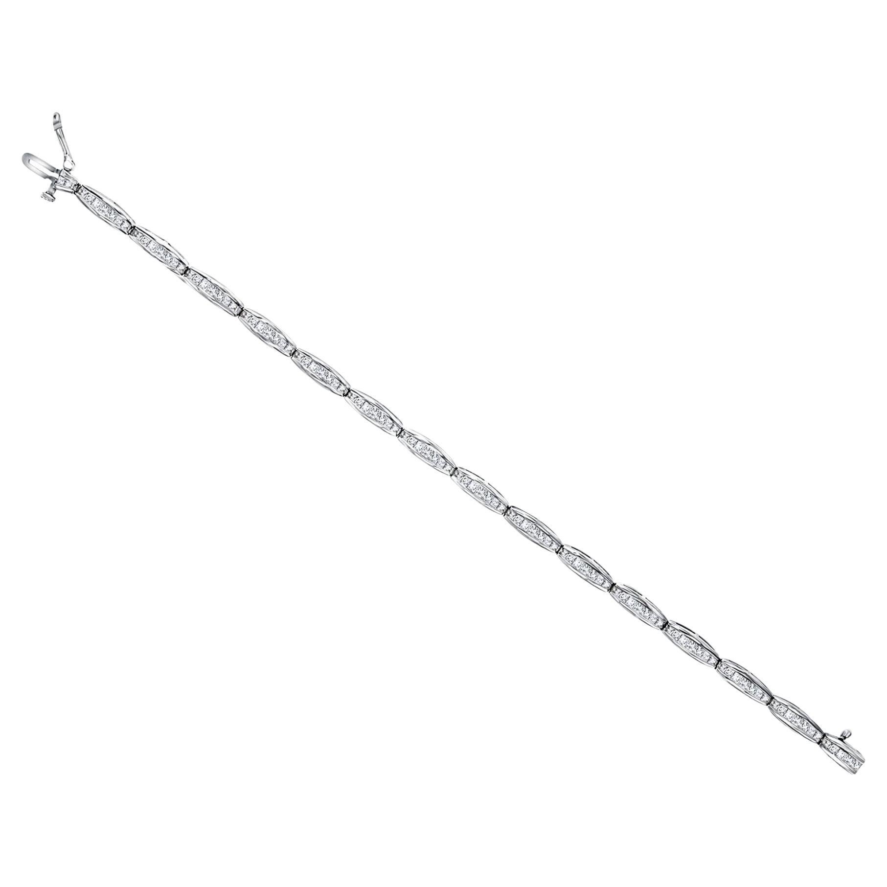 Bracciale A Link con diamanti taglio principessa 4,50cttw in oro bianco 14k