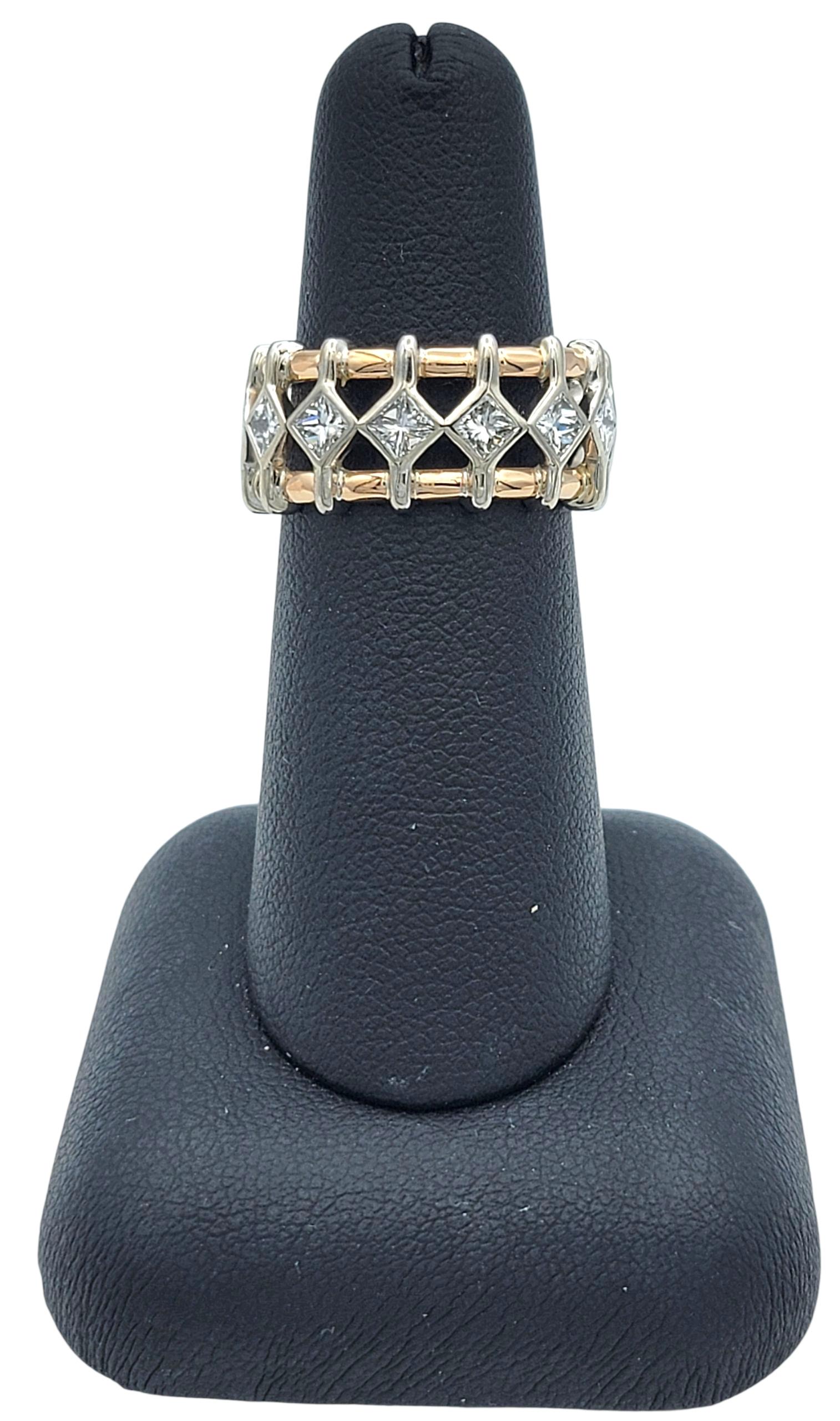 Anillo de diamantes talla princesa A Space negativo en oro blanco y rosa de 18 quilates en venta 4