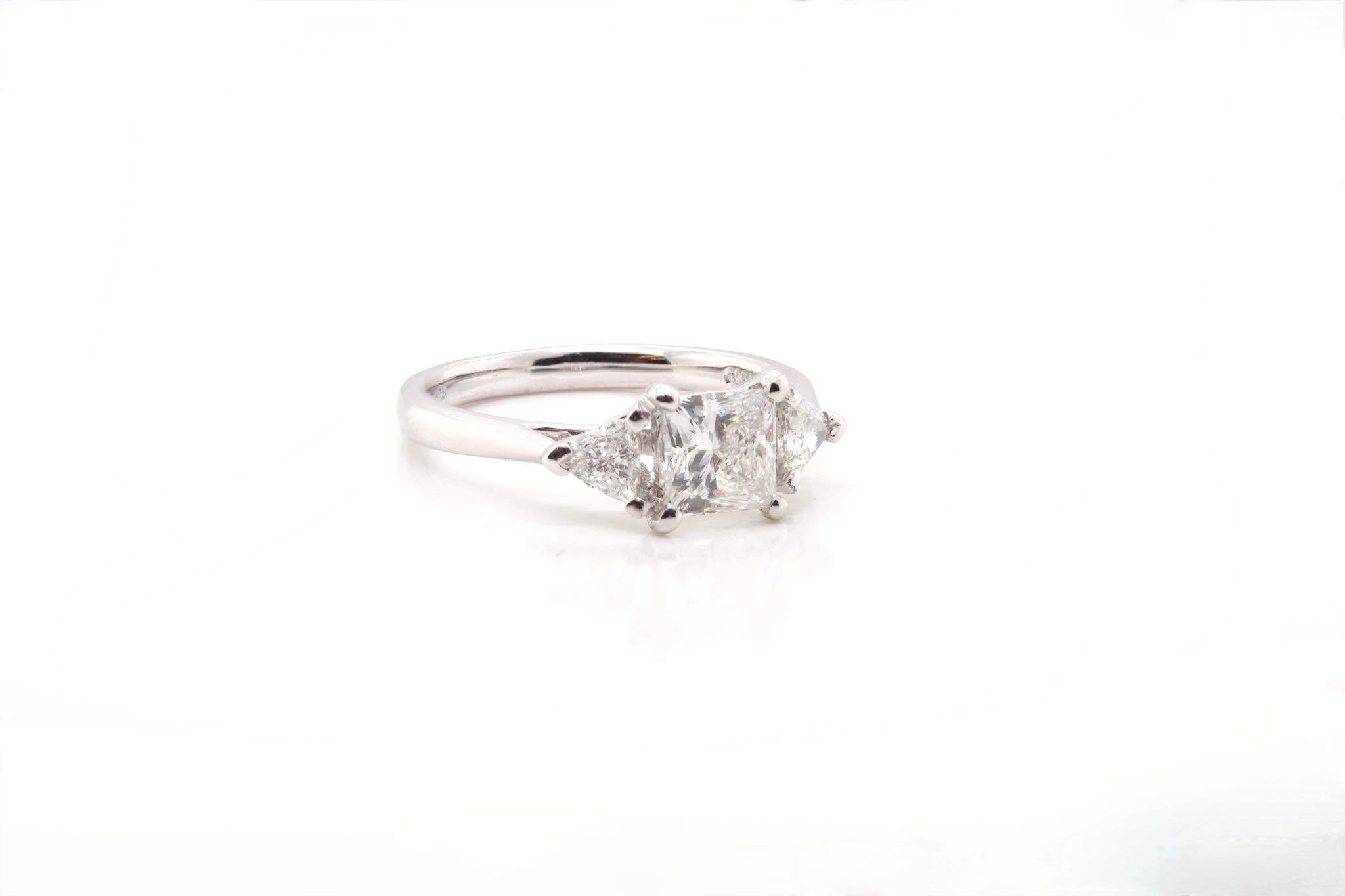 Princess cut diamond ring 0.92 carat F Vs1 In Good Condition For Sale In PARIS, FR