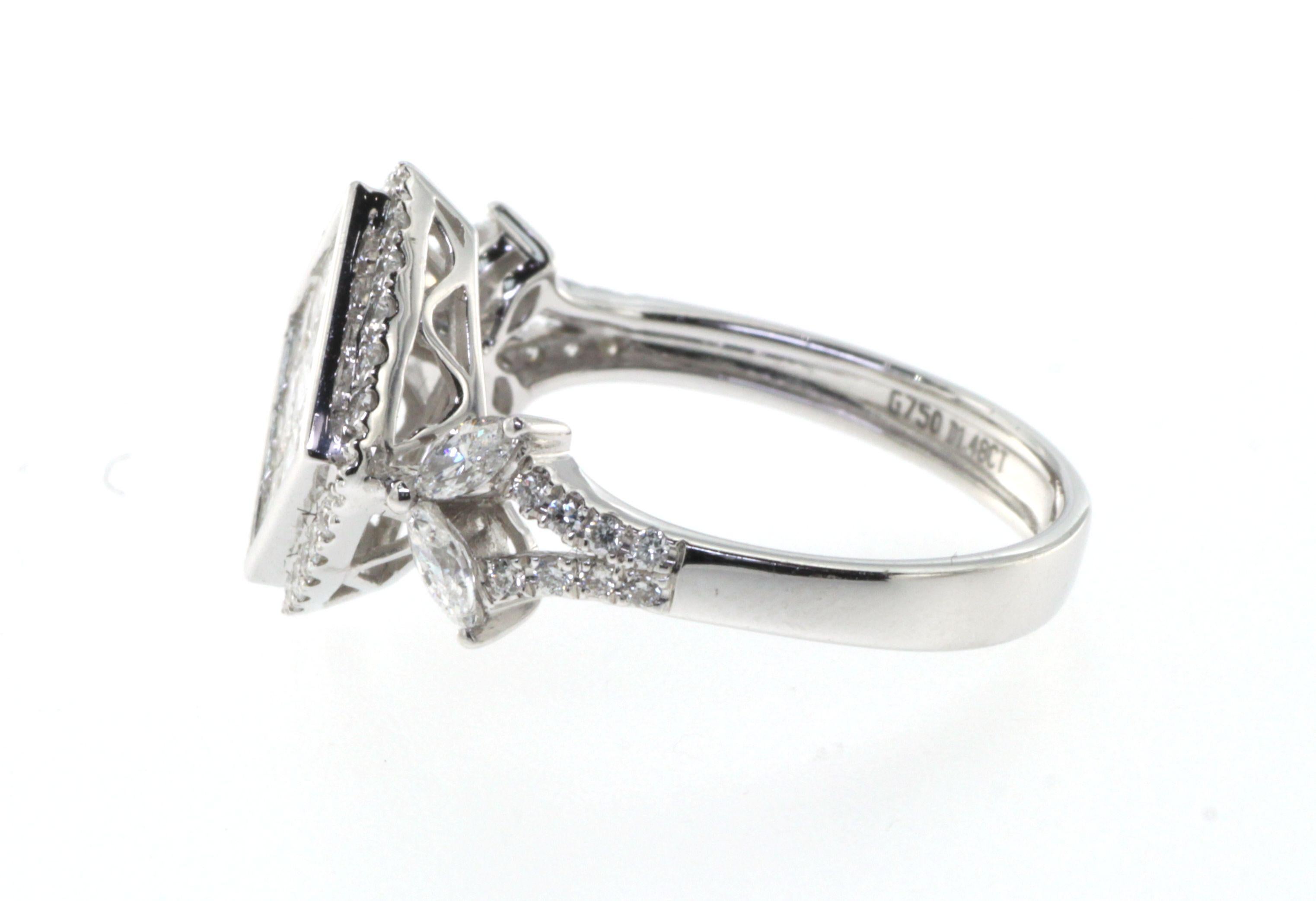 Women's 1.48Ct Princess Cut Diamond Ring in 18 Karat White Gold For Sale