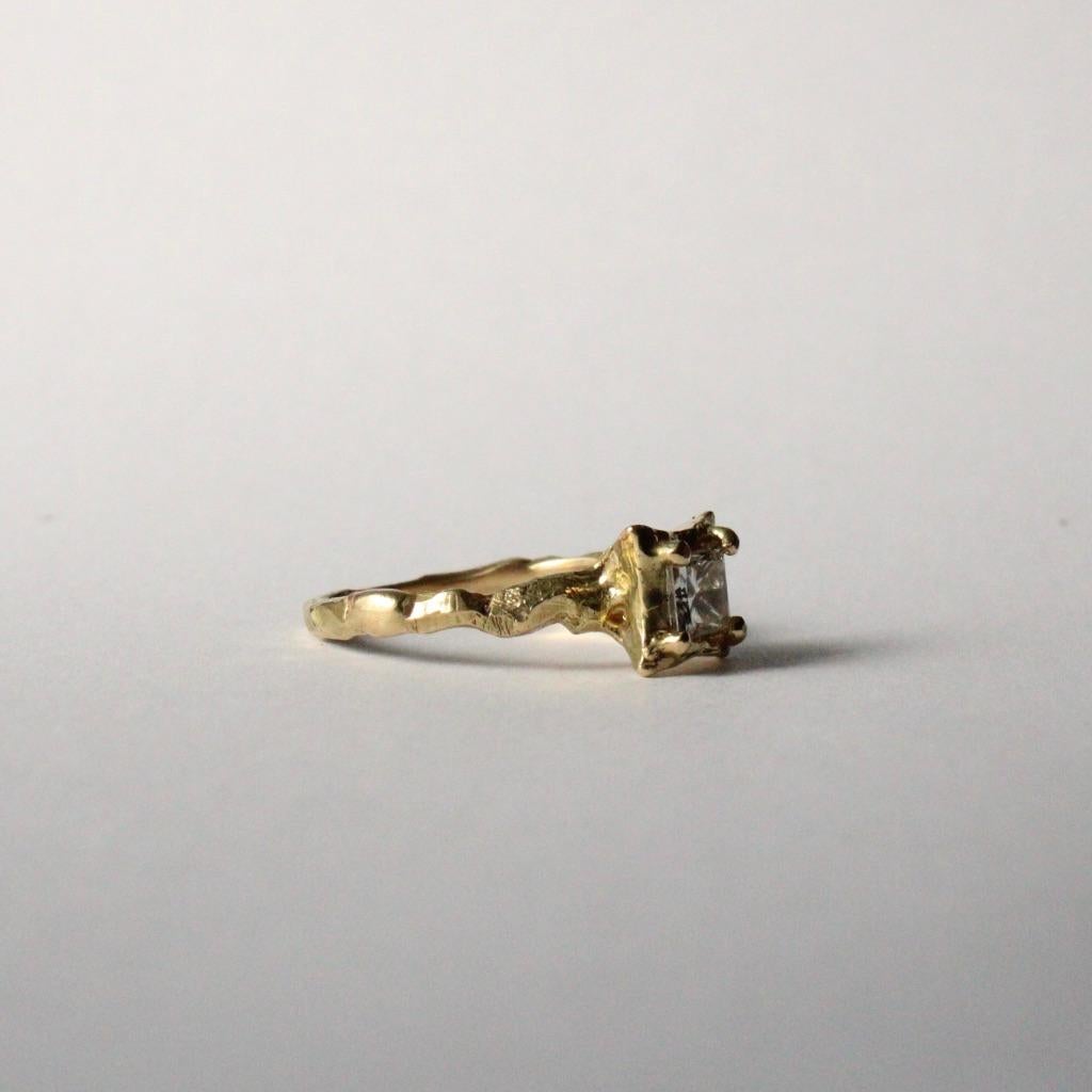 Princess Cut Diamond Ring in 18 Karat Yellow Gold In New Condition For Sale In Foxborough, MA