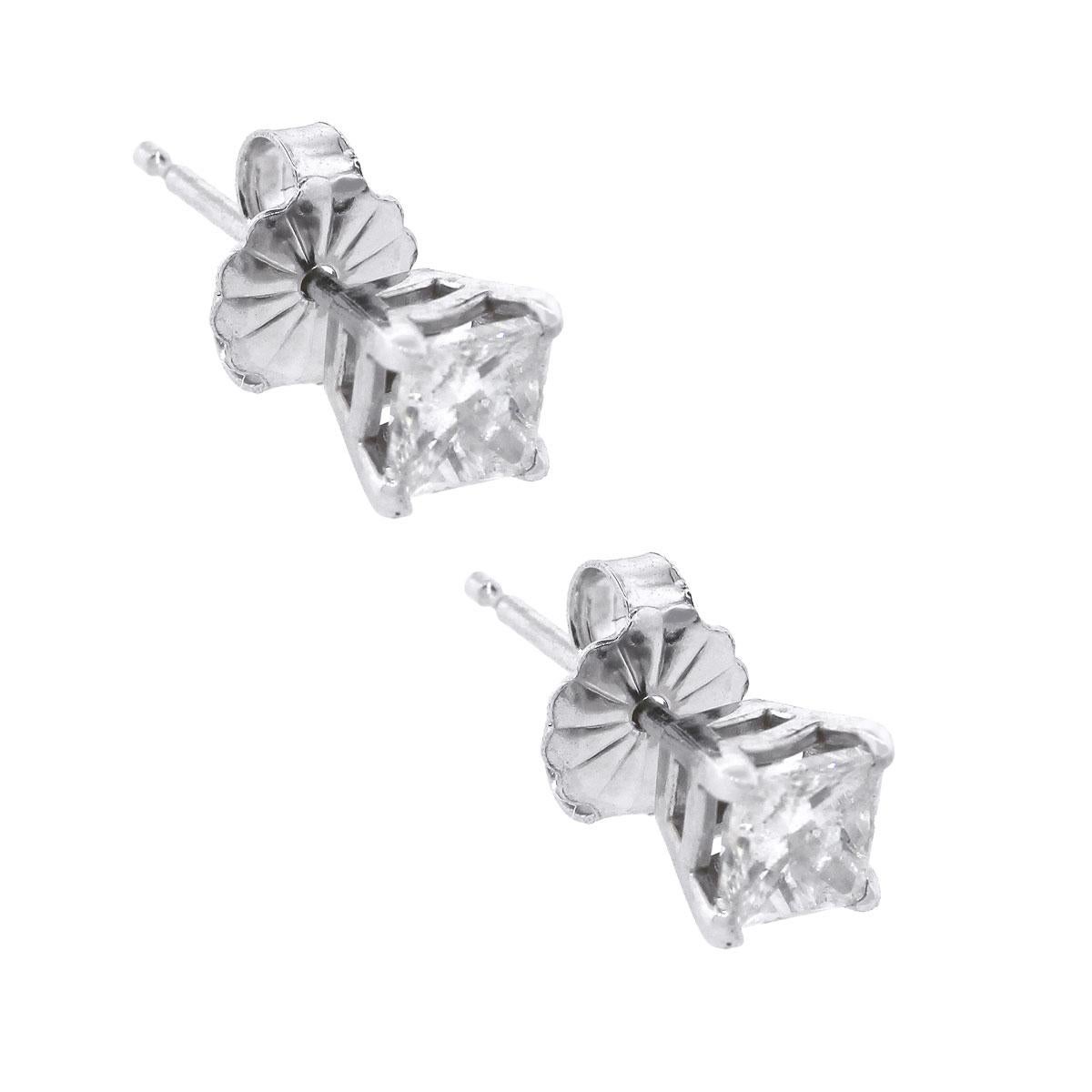 Women's Princess Cut Diamond Stud Earrings