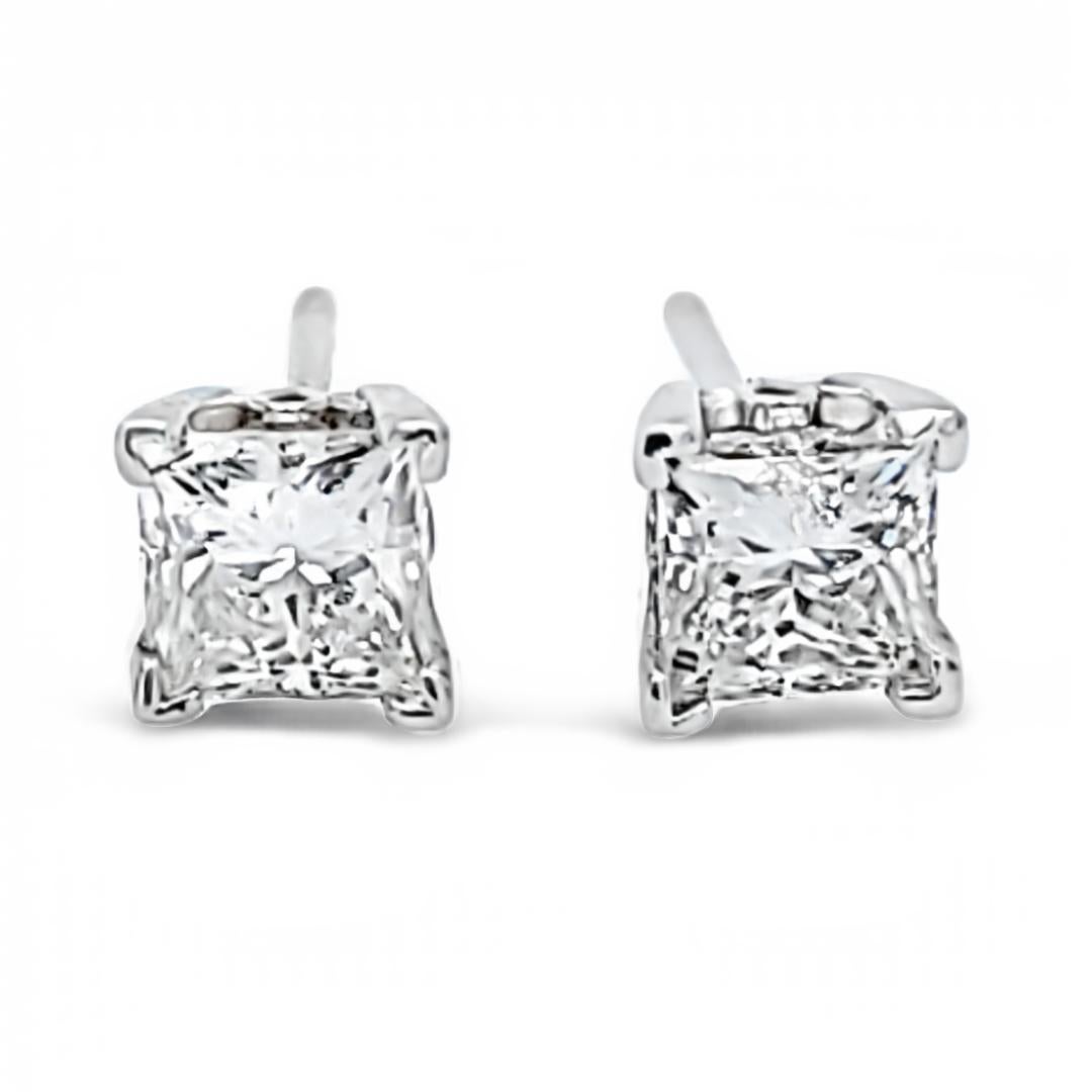 Pendientes de diamante talla princesa en oro blanco en Bueno Estado en Coral Gables, FL
