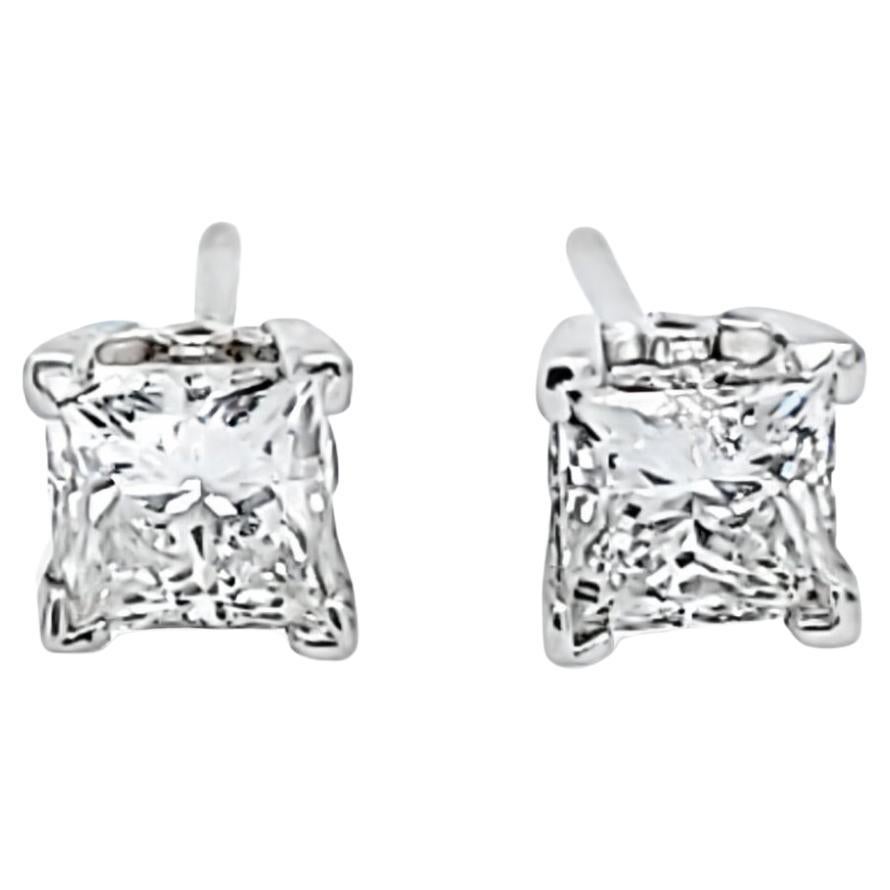Pendientes de diamante talla princesa en oro blanco
