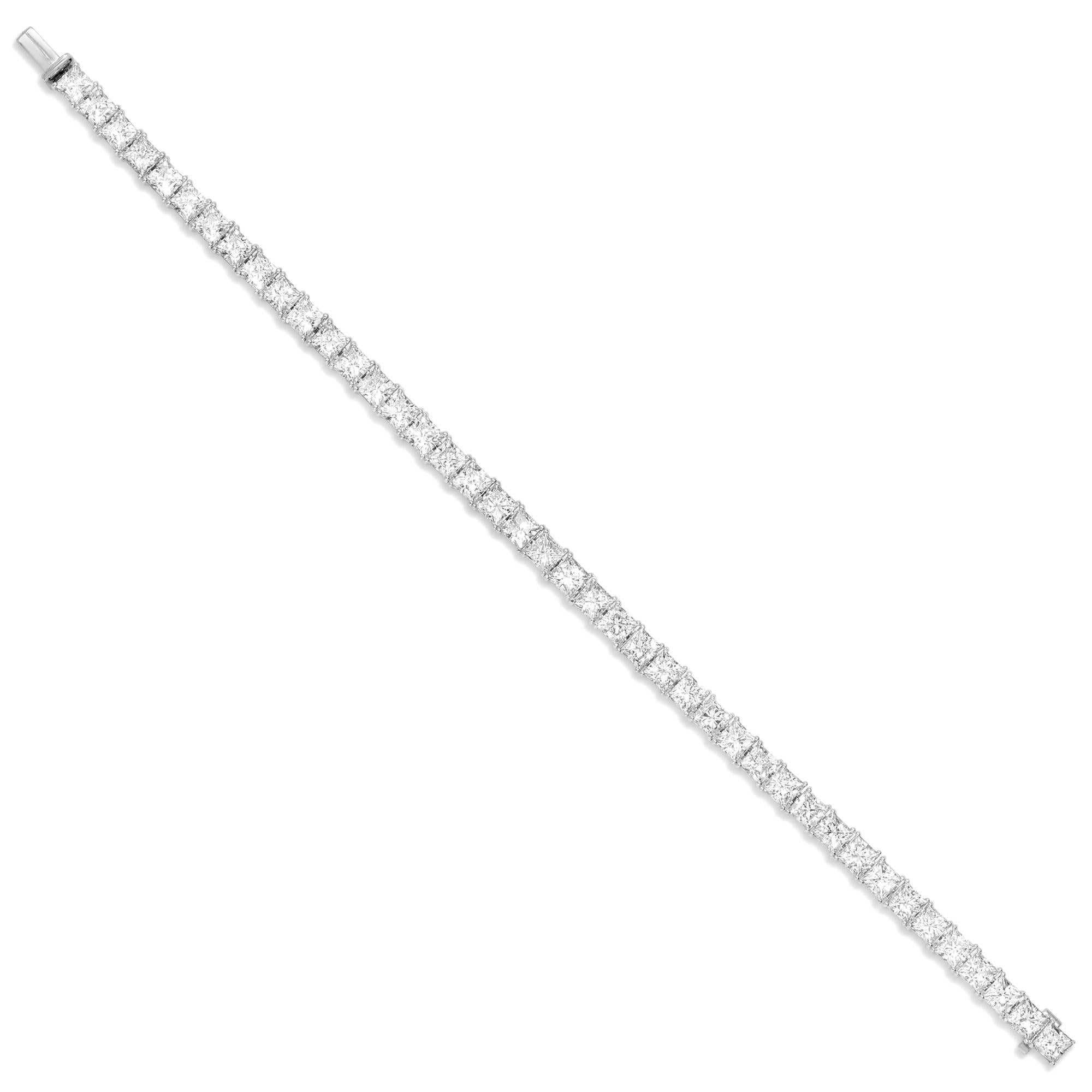 Women's or Men's Princess Cut Diamond Tennis Bracelet 17 Carats 18K White Gold For Sale