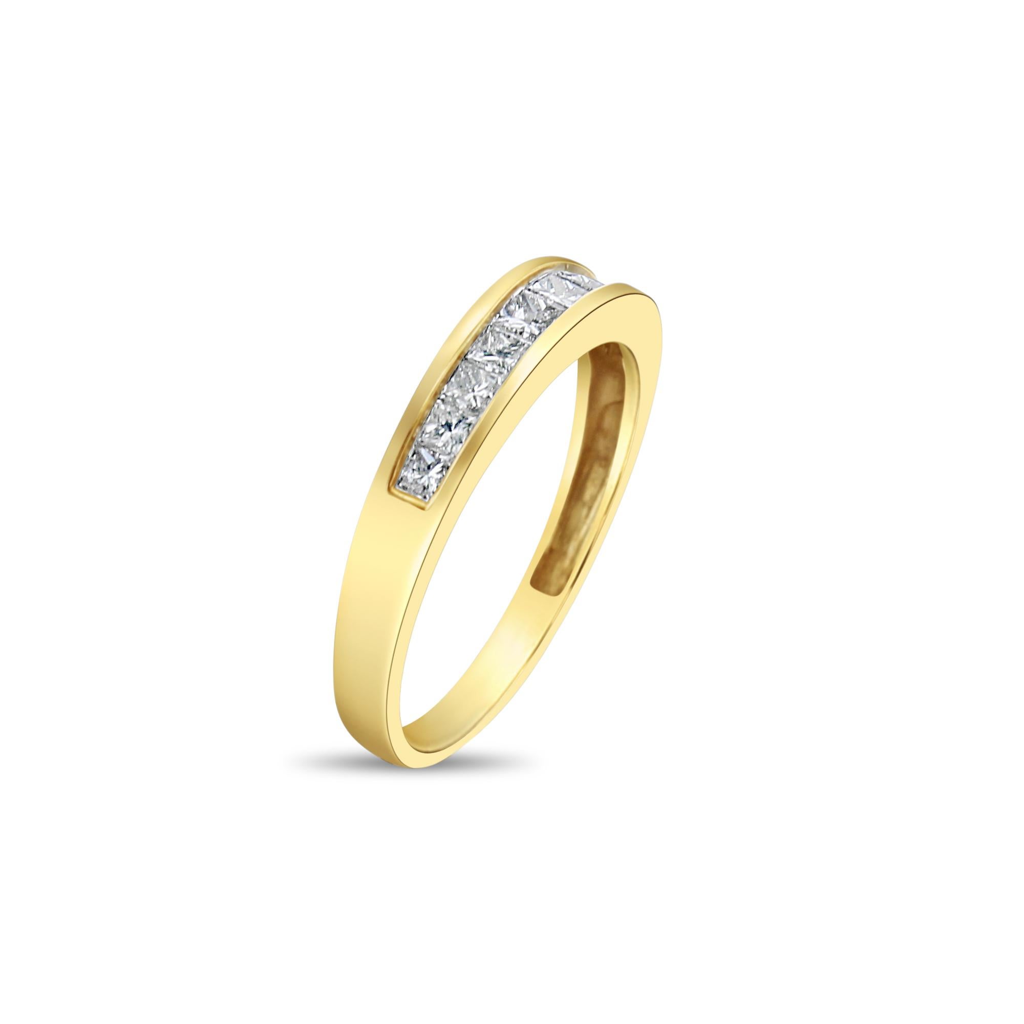 ♥ Product Summary ♥

Main Stone: Diamond
Approx. Carat Weight: .50cttw
Stone Cut: Princess
Material: 14k Yellow Gold
Width: 3.6mm
Weight: 2 grams

Diamonds are Natural. Not enhanced, simulated or lab created.
