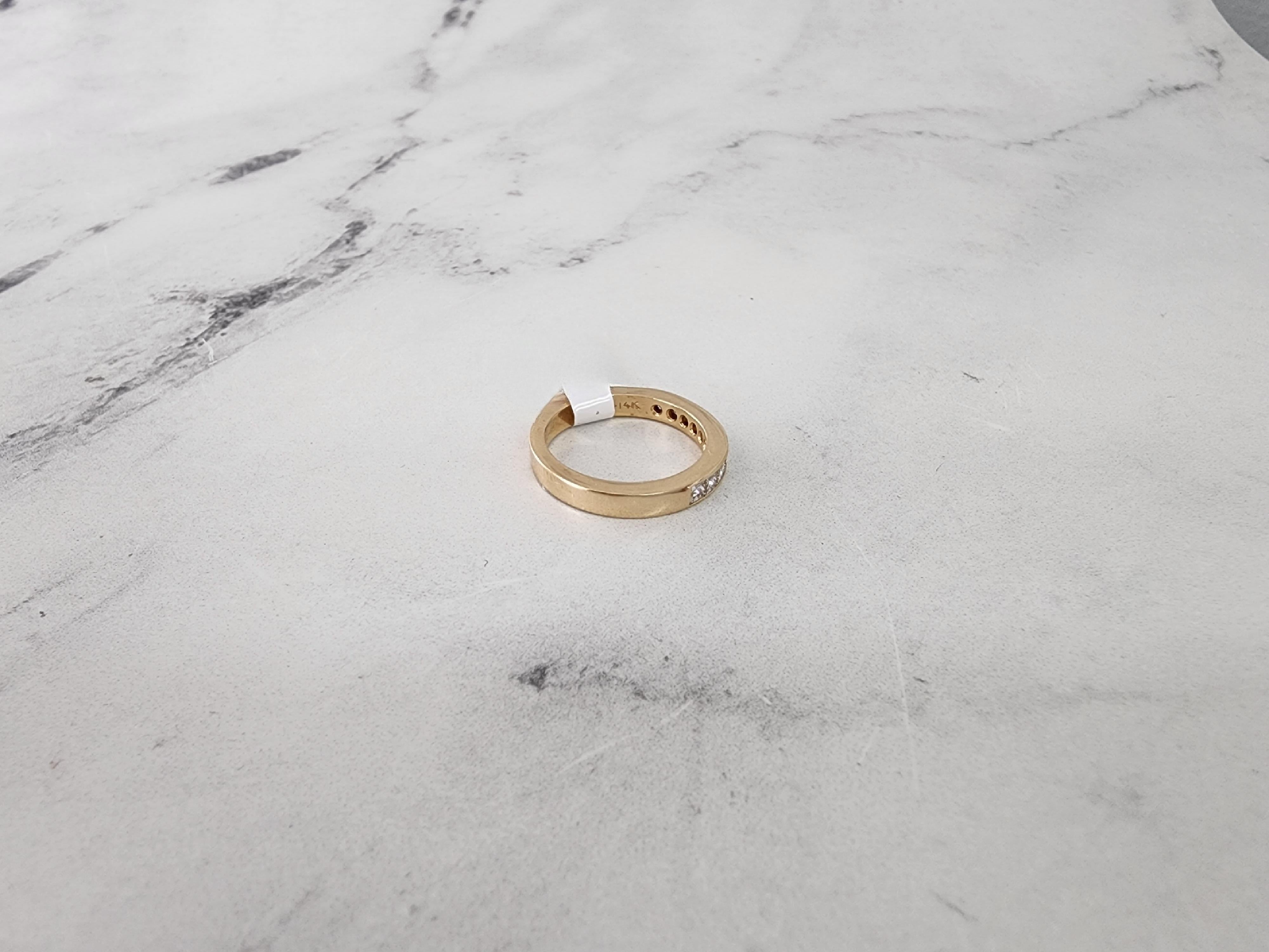 Women's or Men's Princess Cut Diamond Wedding Band 14k Yellow Gold For Sale
