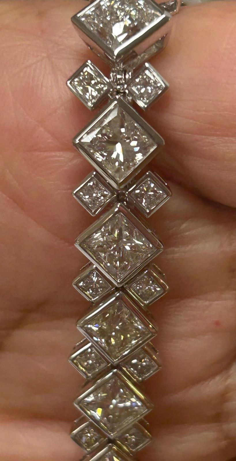 Neoclassical Princess Cut Diamonds Bracelet