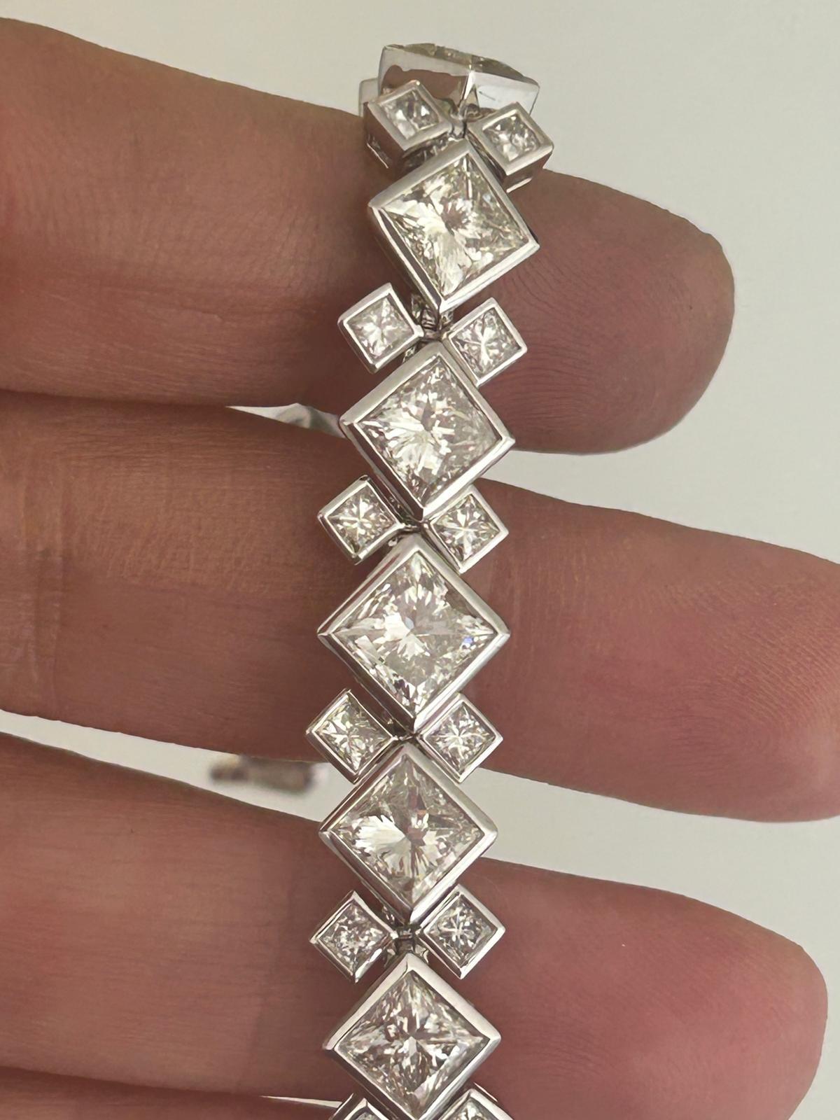 Princess Cut Diamonds Bracelet In New Condition In Ramat Gan, IL