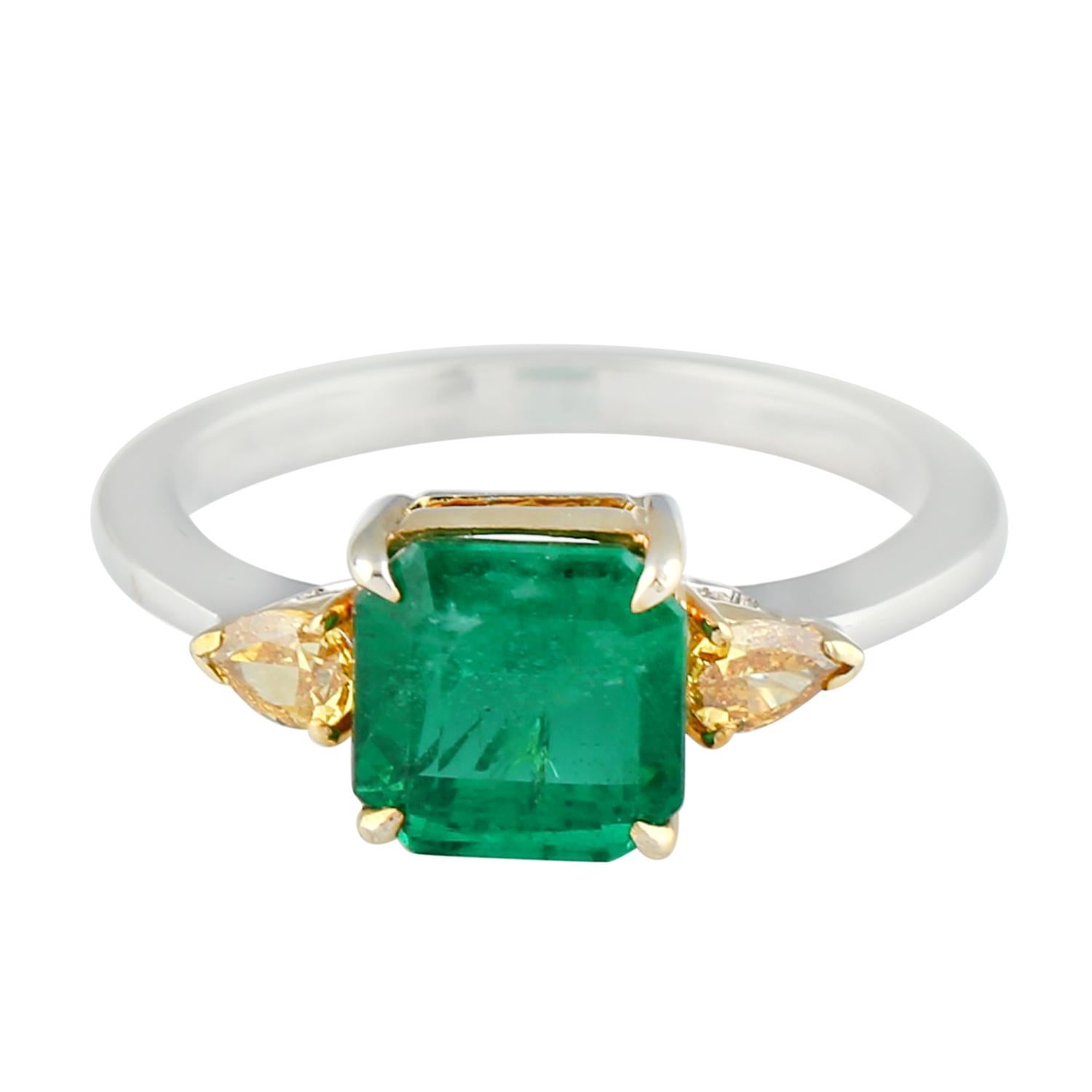 Evergreen Princess cut Emerald and pear shape yellow Diamond Ring in 18K Gold is perfect everyday ring.

Ring Size: 6.75 ( can be sized )

18K Gold: 6.4gms
Diamond: 1.1cts
Emerald: 2.31cts