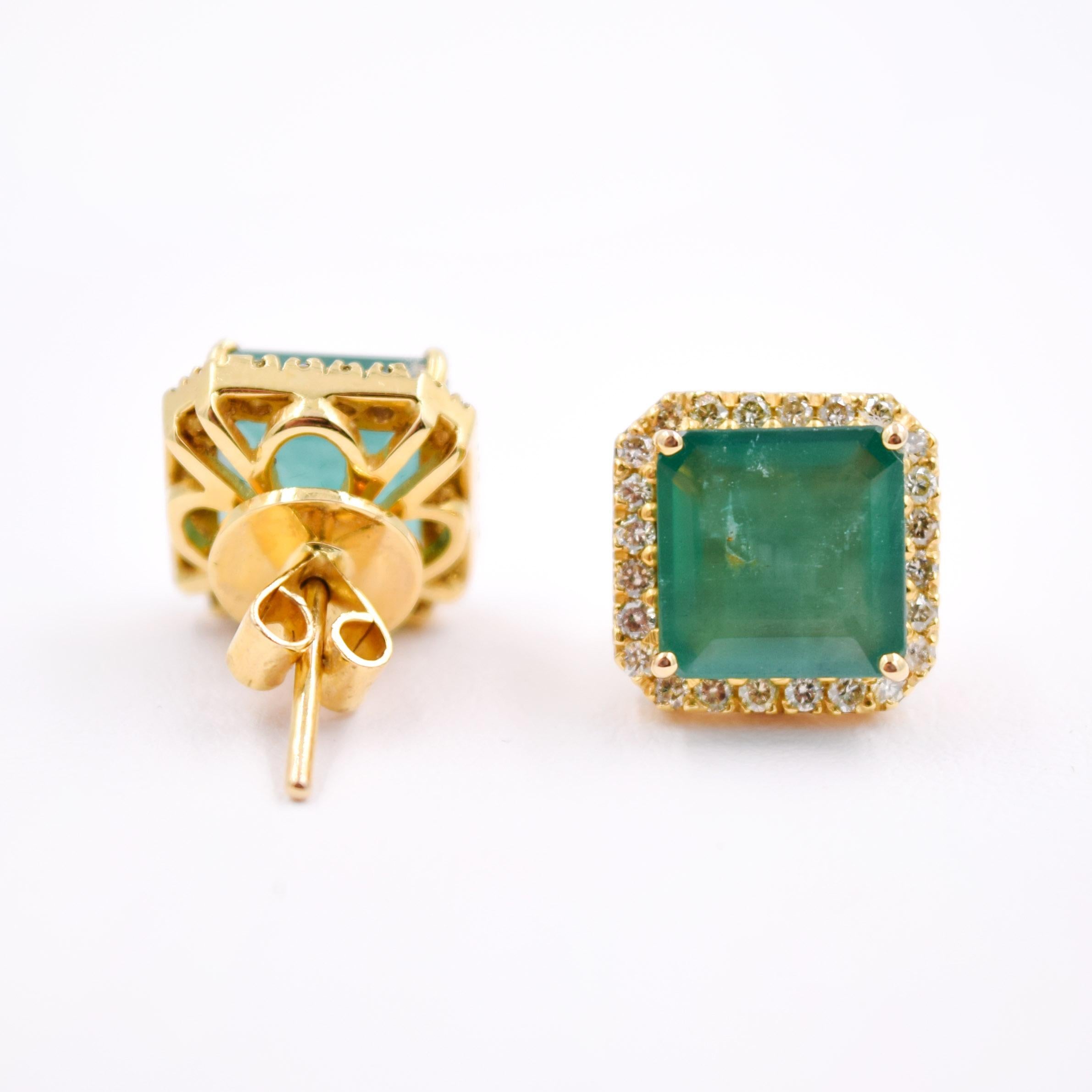 Romantic Princess Cut Emerald and White Diamond Earring Studs in 18 Karat Yellow Gold For Sale