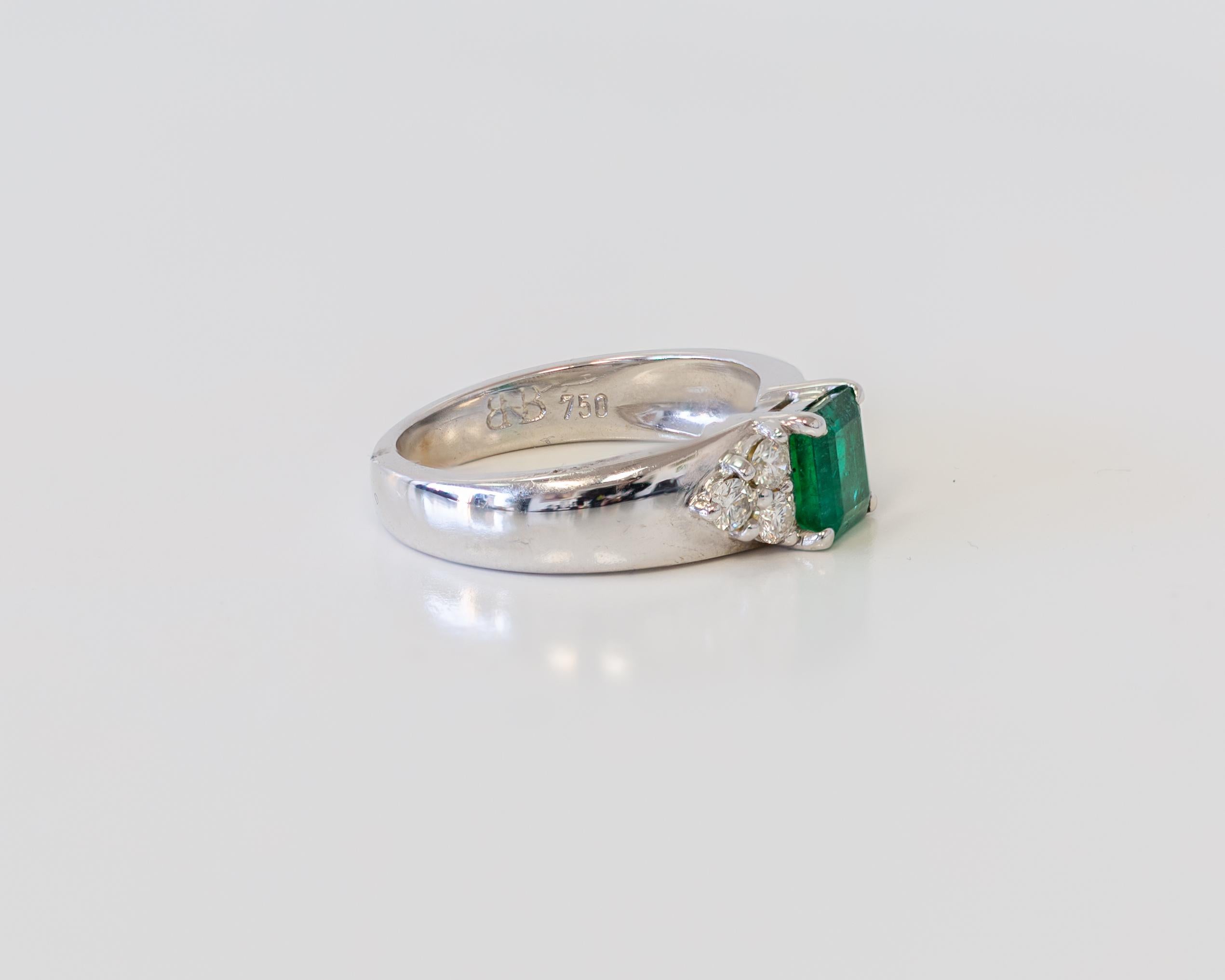 Basic Info
NB00050
18K White Gold 
Engagement Ring with Princess Cut 0.90ct Emerald Center Stone & Side Diamonds.
Emerald Size Aprx 0.90ct
Diamond Size 0.05ct x 6 Total 0.30ct H color SI1 Clarity
Ring Size 6
Total Ring weight 6.0 Grams 
Setting