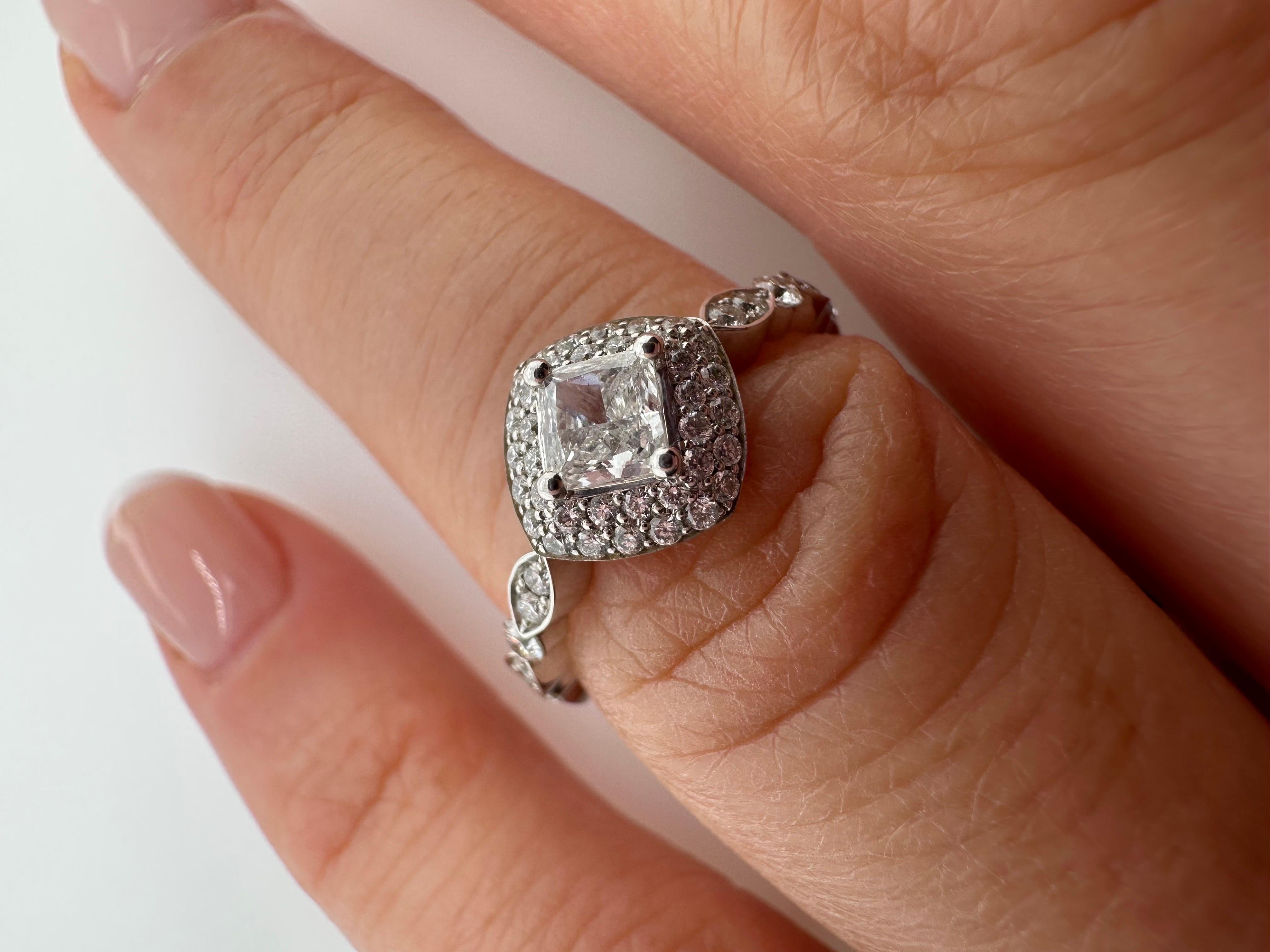 Princess Cut engagement diamond ring 18KT white gold For Sale 2