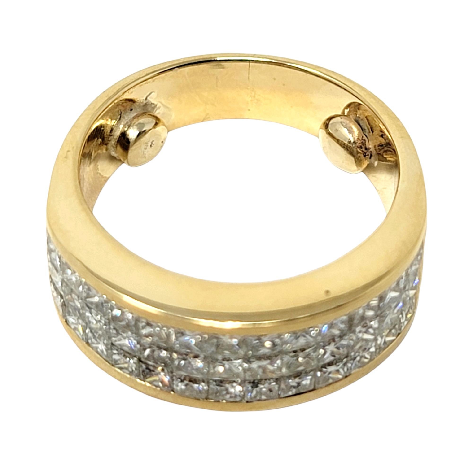 Unsichtbarer dreireihiger Diamantring mit Prinzessinnenschliff aus 18 Karat Gelbgold im Angebot 4