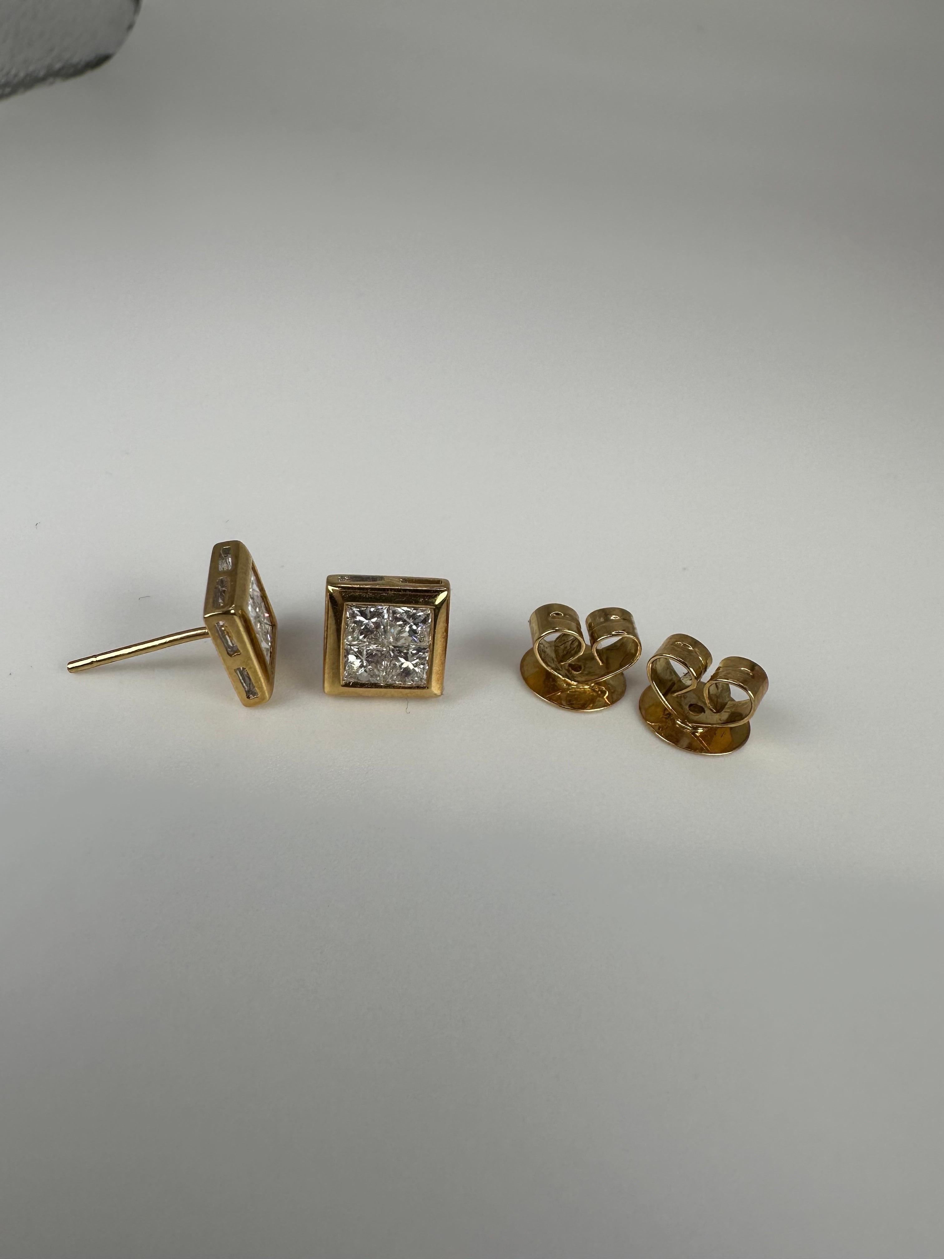 Unsichtbar gefasste Diamant-Ohrringe 18KT Gelbgold mit Prinzessinnenschliff im Zustand „Neu“ in Jupiter, FL