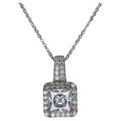 Pendentif Moissanite taille princesse en argent sterling 925 Collier minimaliste.