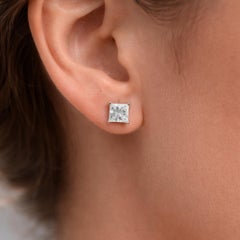 Princess Cut Natural Diamond Stud Earrings 0.98 Carats in 18K White Gold