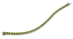 Bracelet tennis en péridots taille princesse