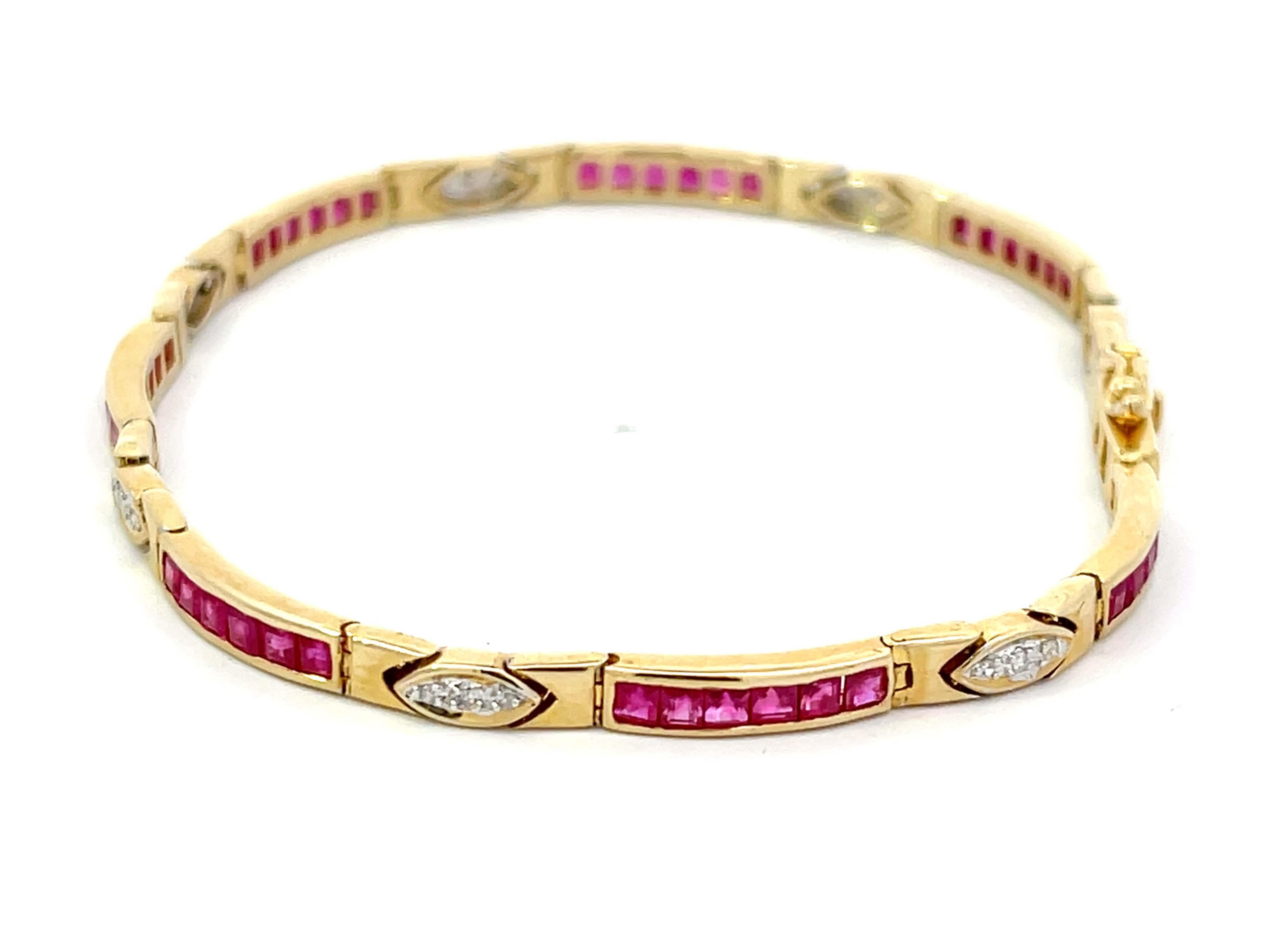 Princess Cut Red Ruby and Diamond Link Bracelet in 14k Yellow Gold In Excellent Condition For Sale In Honolulu, HI