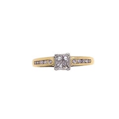Princess Cut & Round Diamond Solitaire Ring Set in 18ct Yellow & White Gold