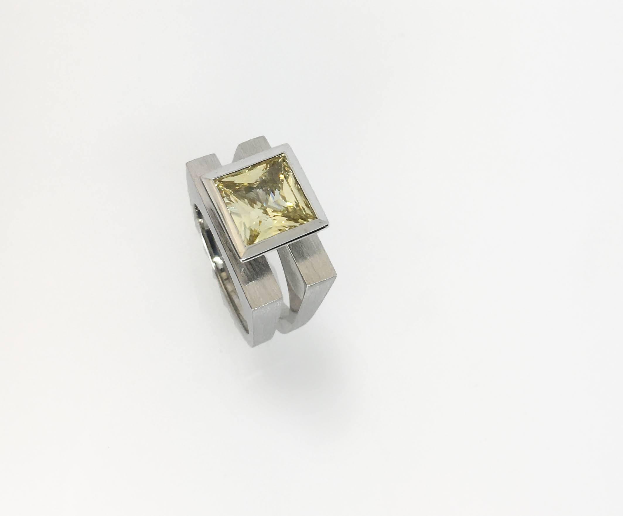 For Sale:  Princess Cut Tapered Bezel Parallel Band Ring 2