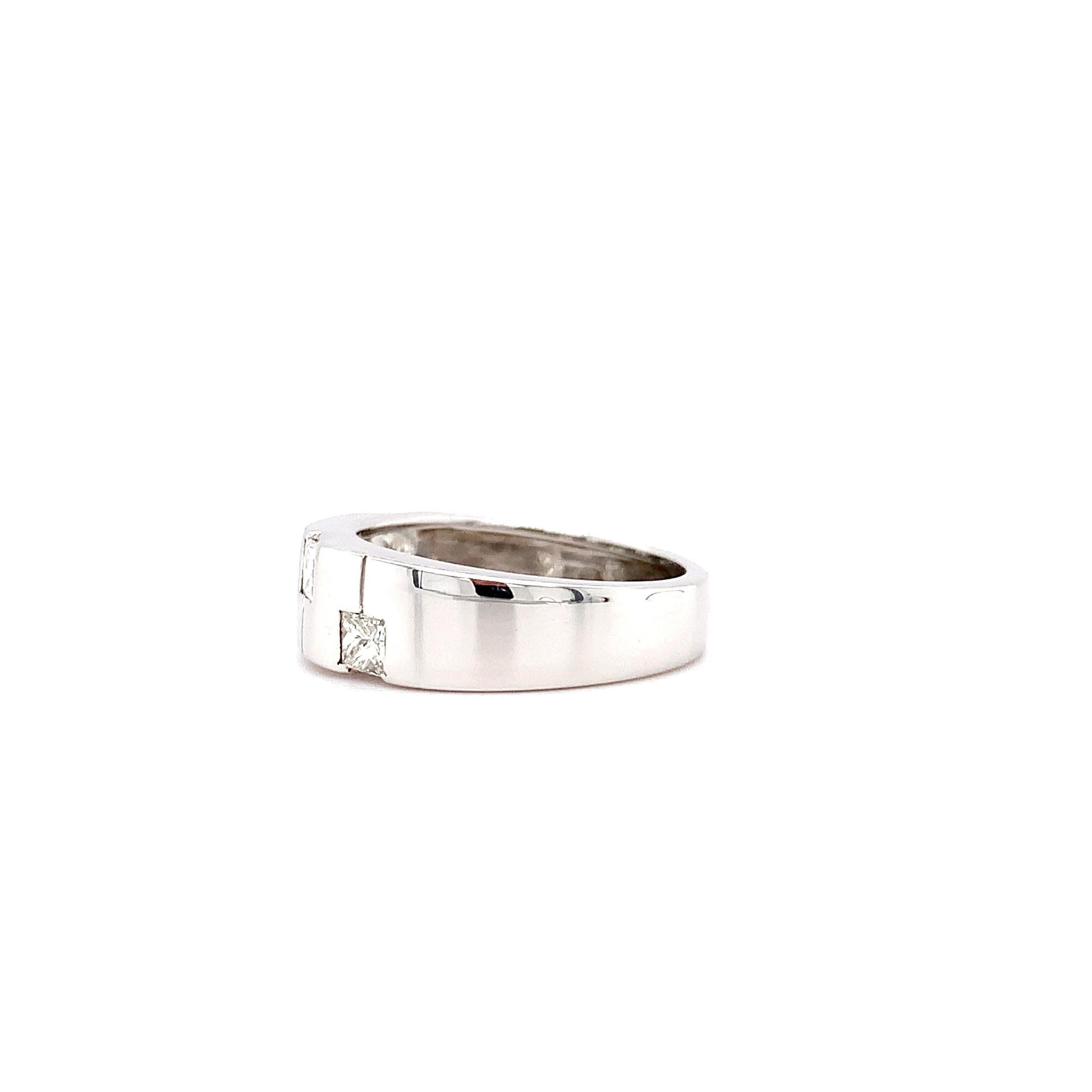 Women's Princess diamond chunky fashion wedding ring platinum For Sale
