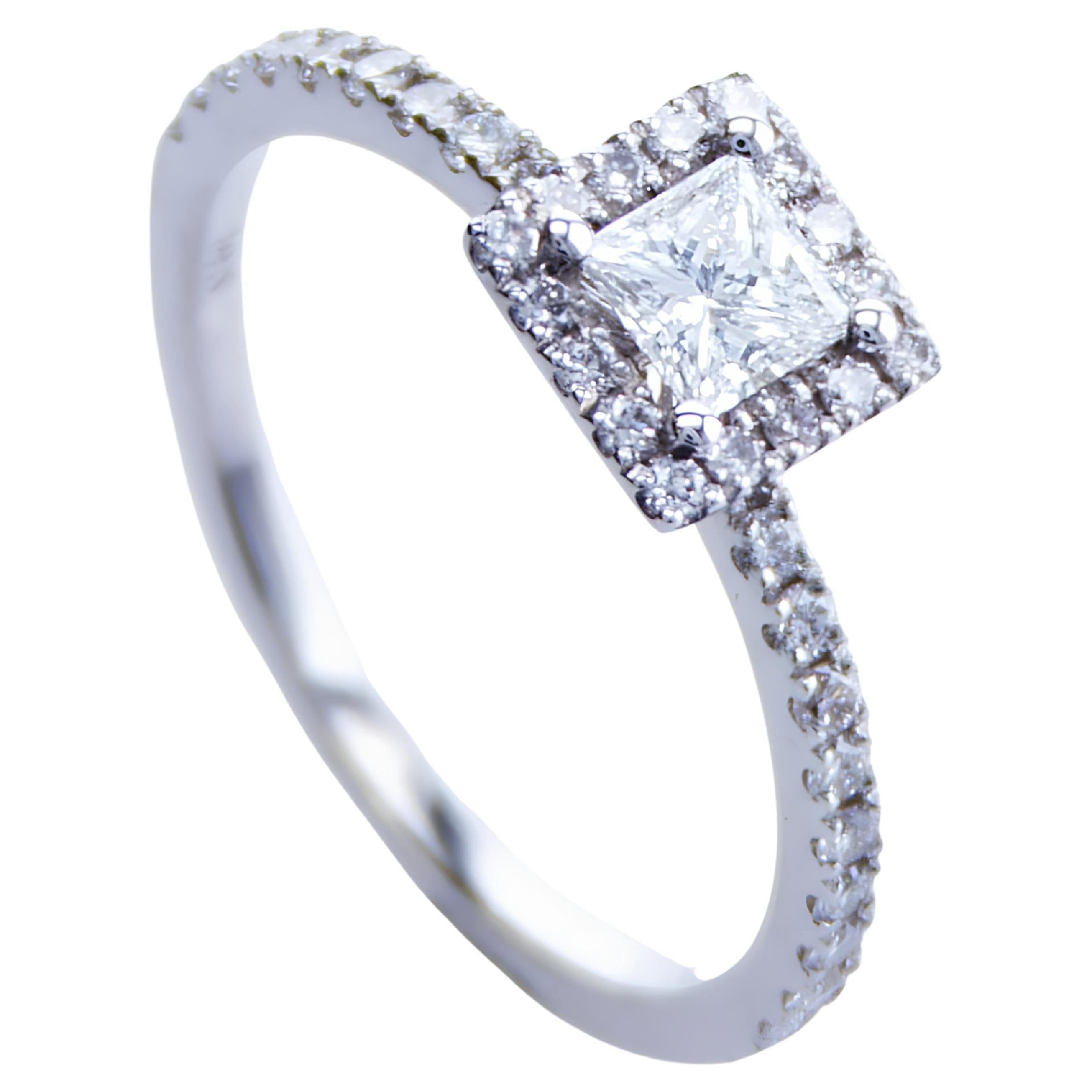 Princess Diamond engagement Ring For Sale