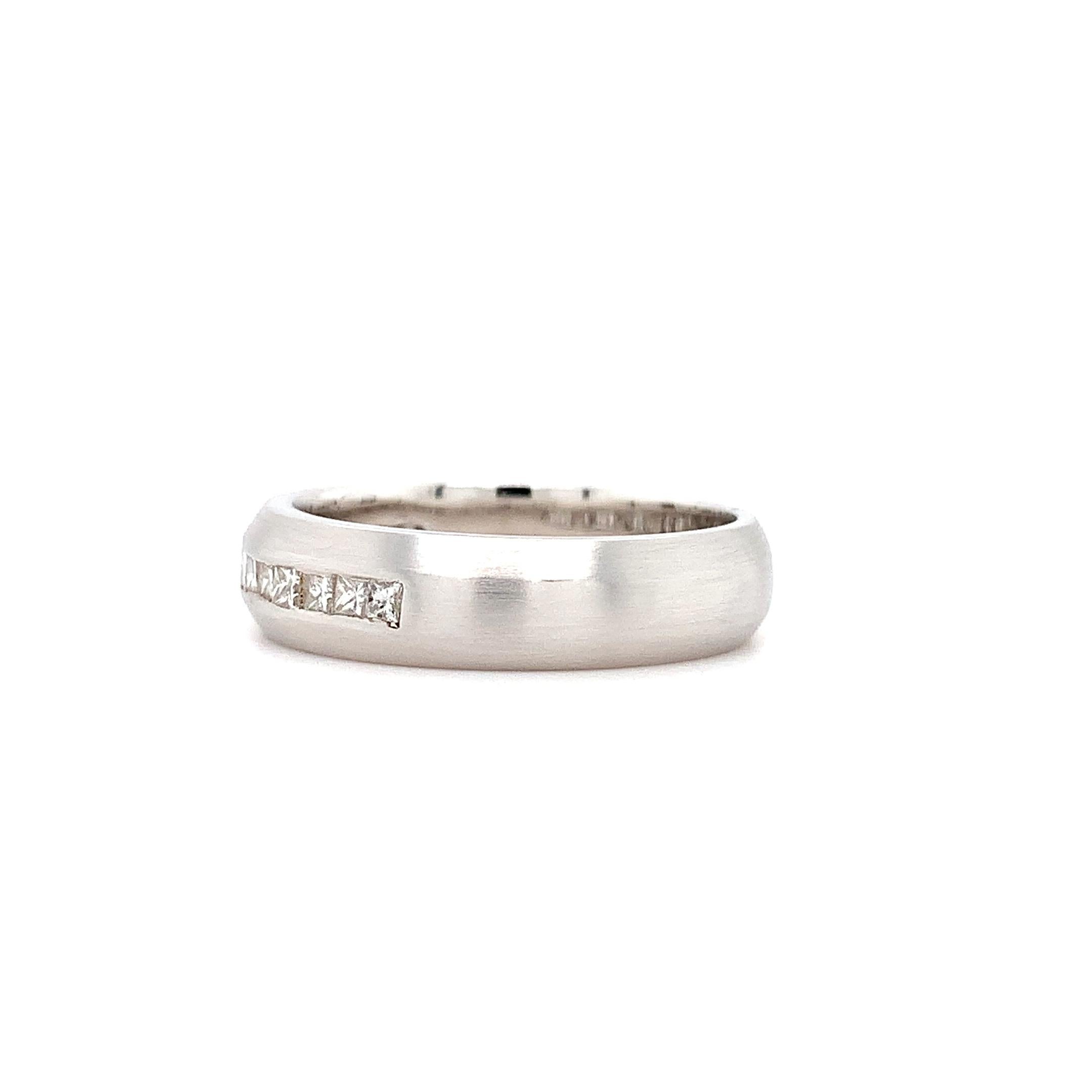 Modern Princess diamond eternity men’s wedding ring 18k white gold 5mm matte finish For Sale