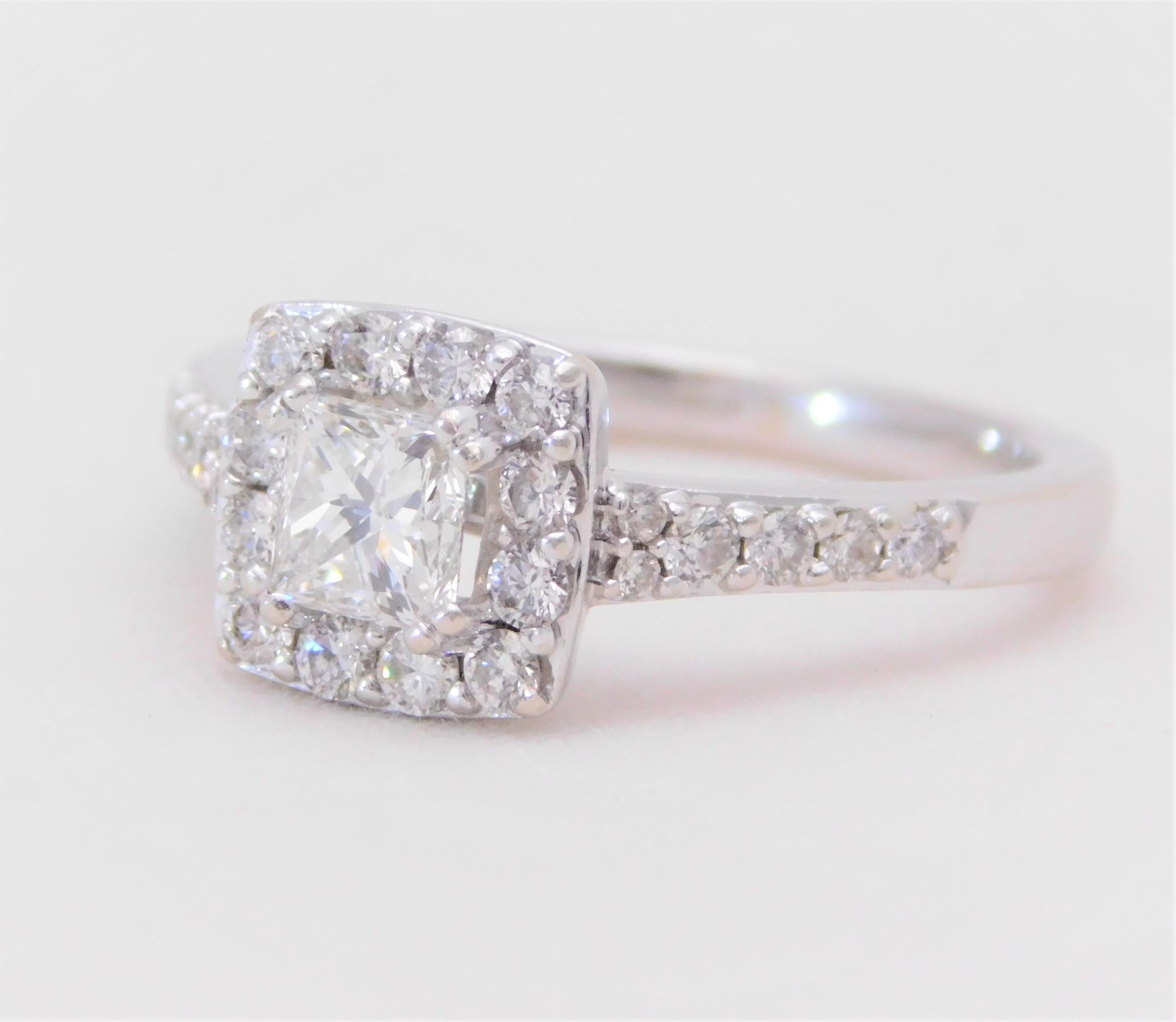 Princess Diamond Halo Engagement Ring In Excellent Condition For Sale In Metairie, LA