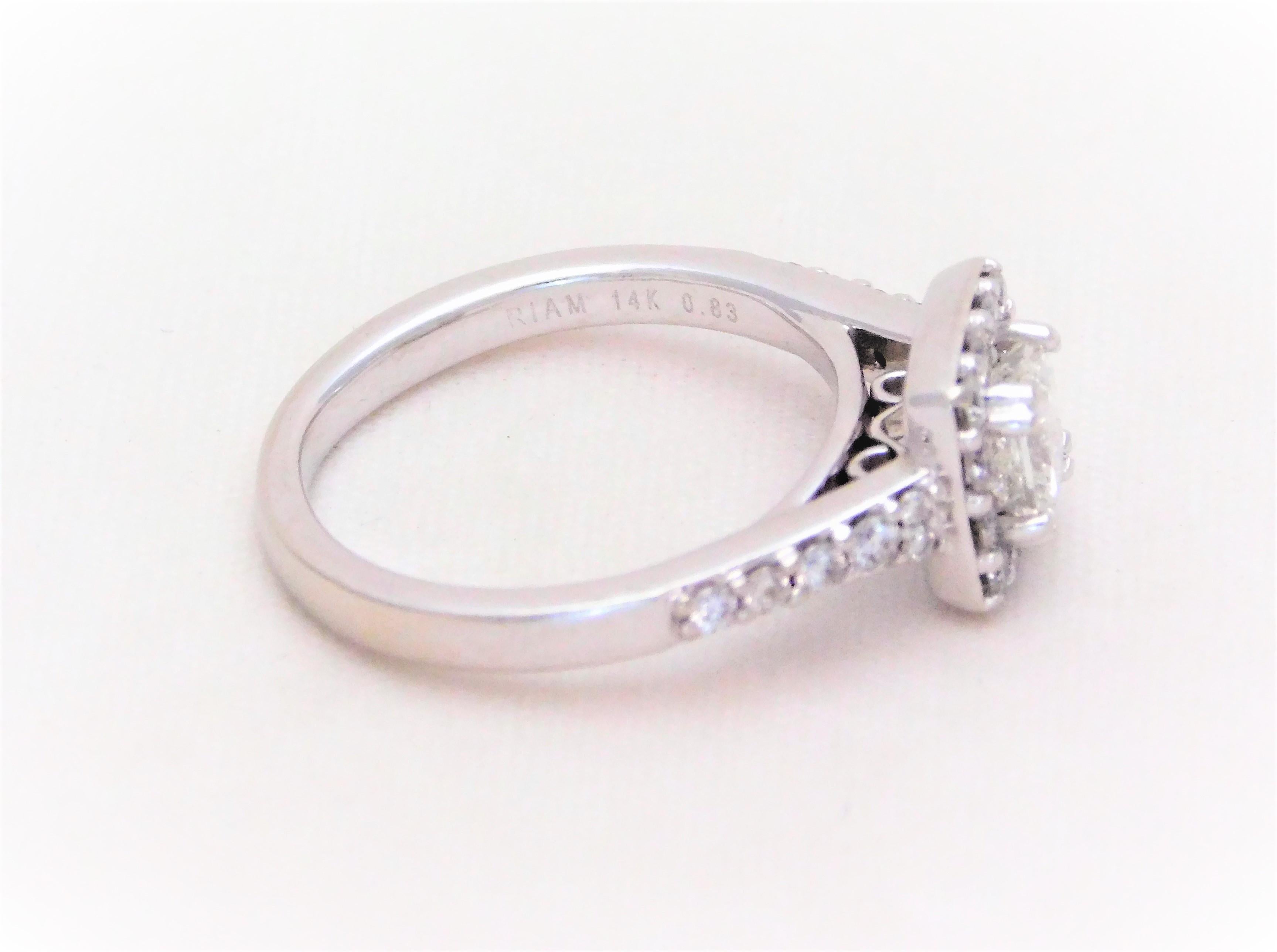Women's Princess Diamond Halo Engagement Ring For Sale