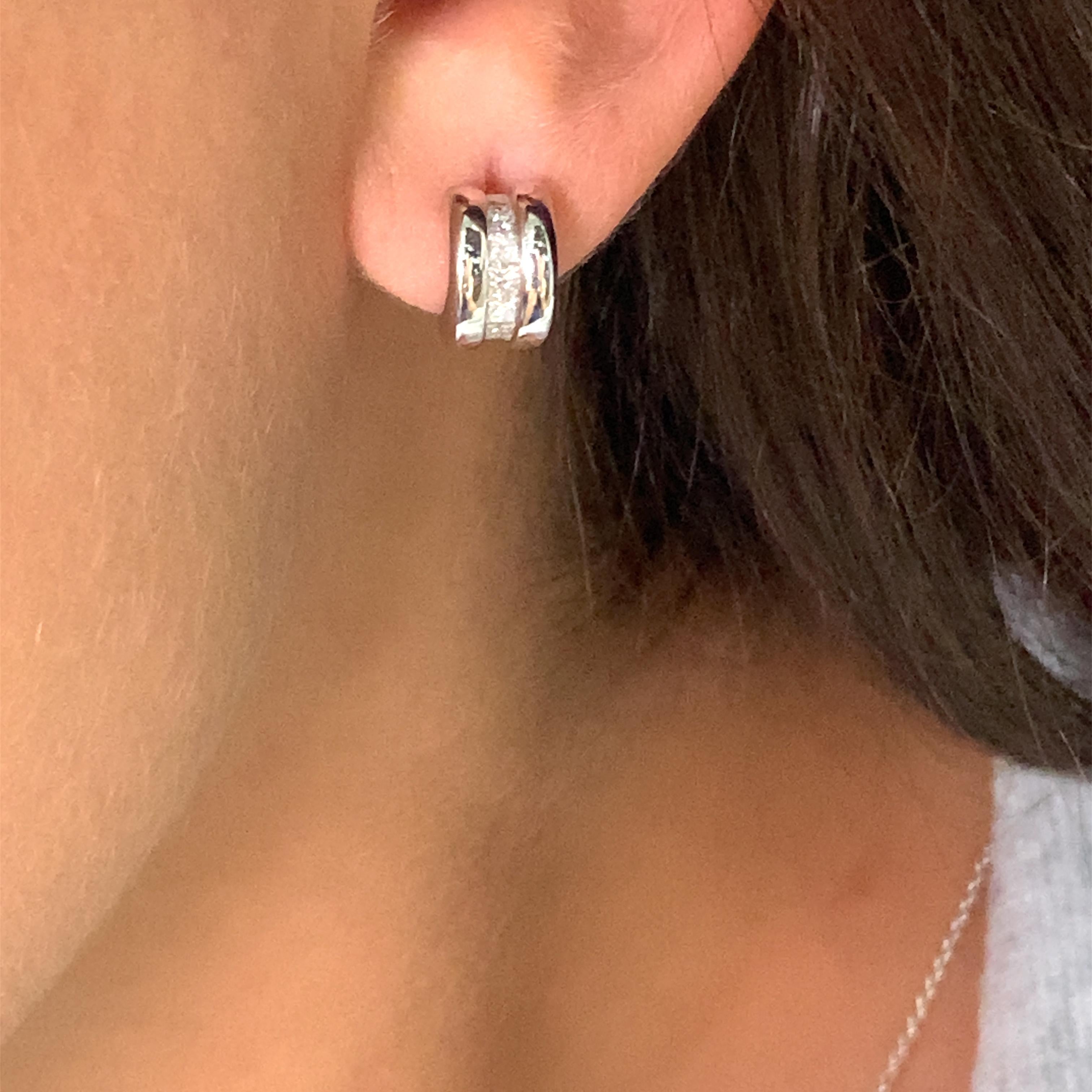 Art Deco Princess diamond hoop earrings 18k white gold For Sale