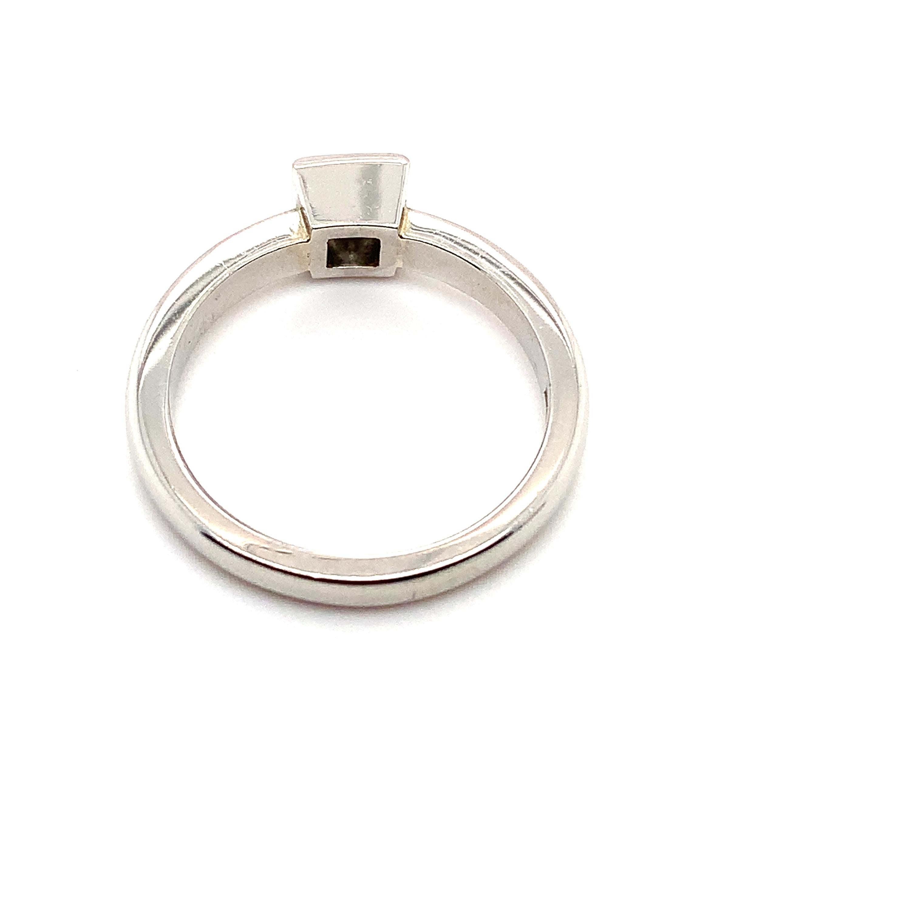 Bague de fiançailles solitaire en diamant Princesse platine Neuf - En vente à London, GB